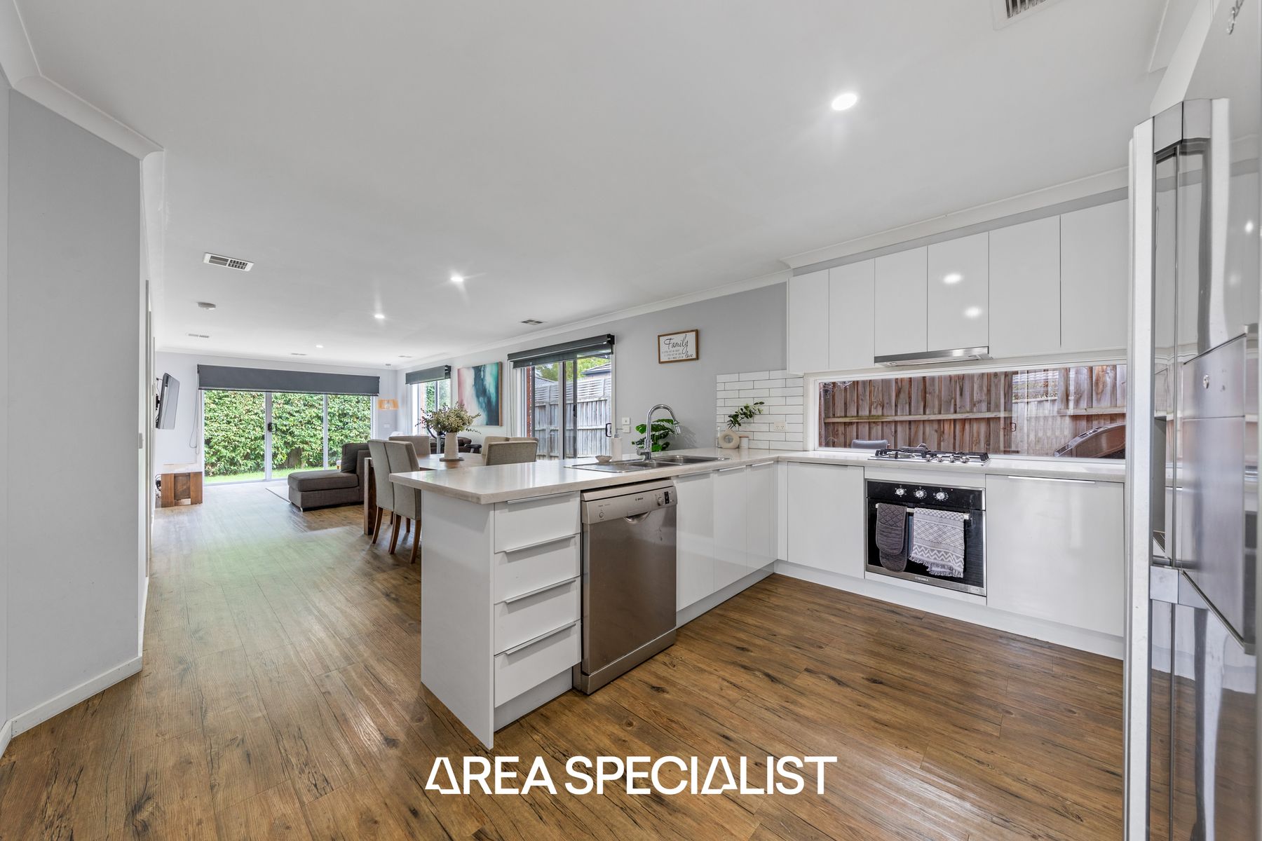 3 Wedgewood Drive, Pakenham, VIC 3810, Pakenham - Thumbnail 5