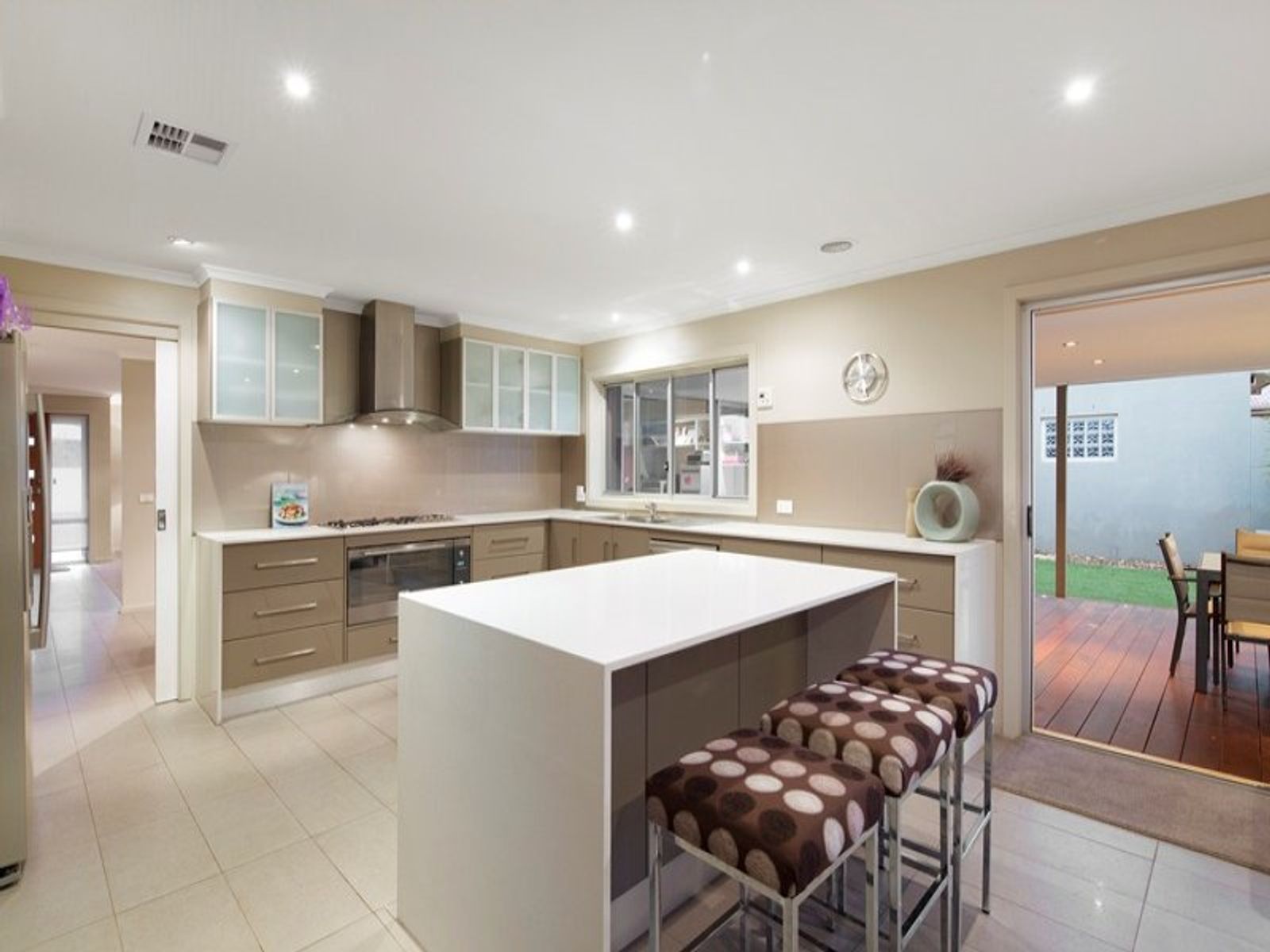 4 Angie Court, Aspendale Gardens, VIC 3195, Aspendale Gardens - Thumbnail 2
