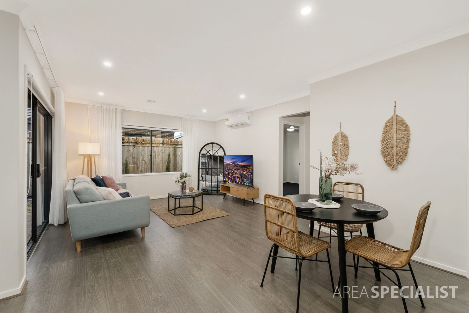 23 Langshan Road, Clyde North, VIC 3978, Clyde North - Thumbnail 8