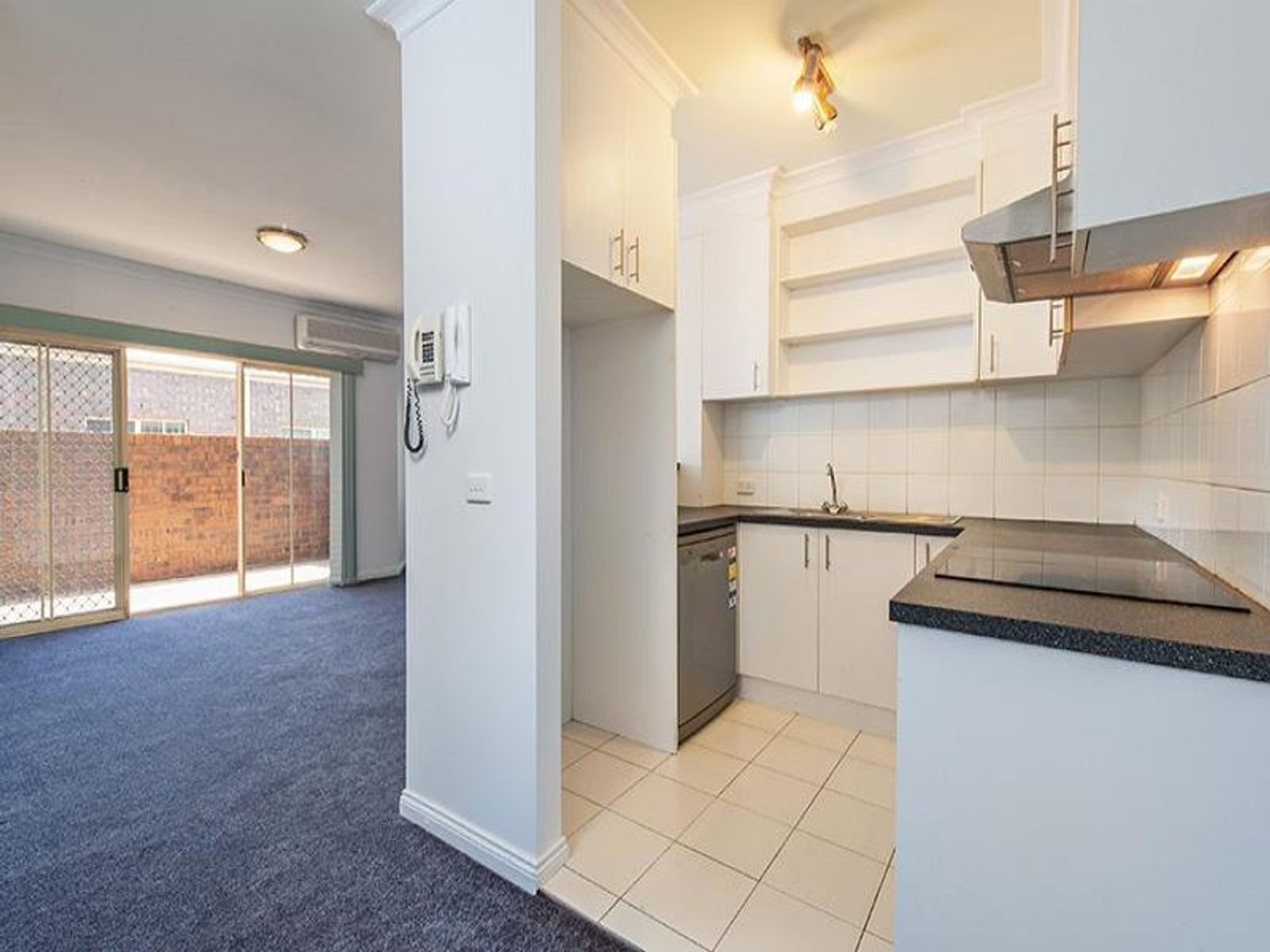 23/1-3 Sandown Road, Ascot Vale - Thumbnail 2