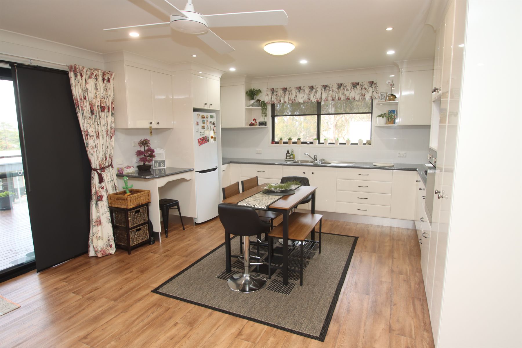 47 Riley Street, Tenterfield NSW 2372, Tenterfield - Thumbnail 5