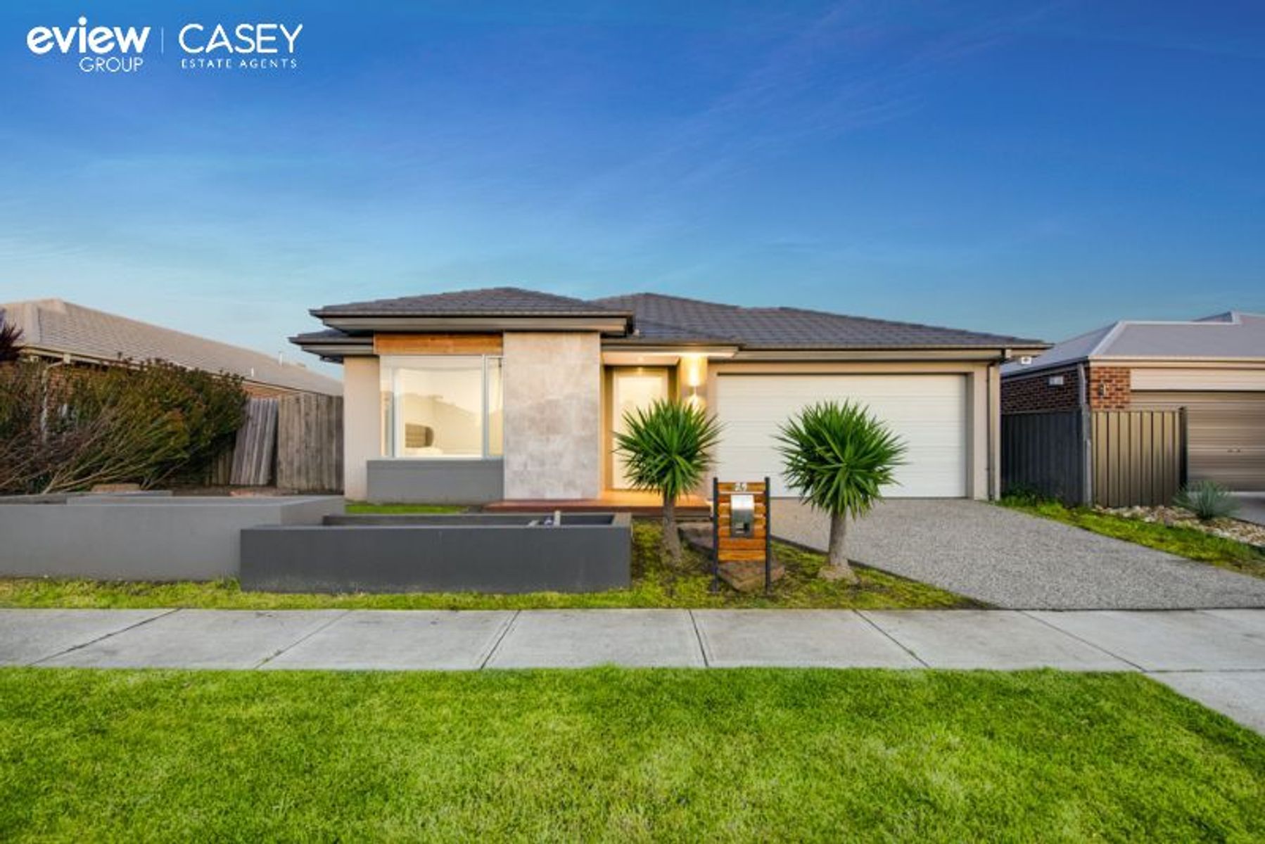 29 John Russell Road, Cranbourne West, VIC 3977, Cranbourne West - Thumbnail 4