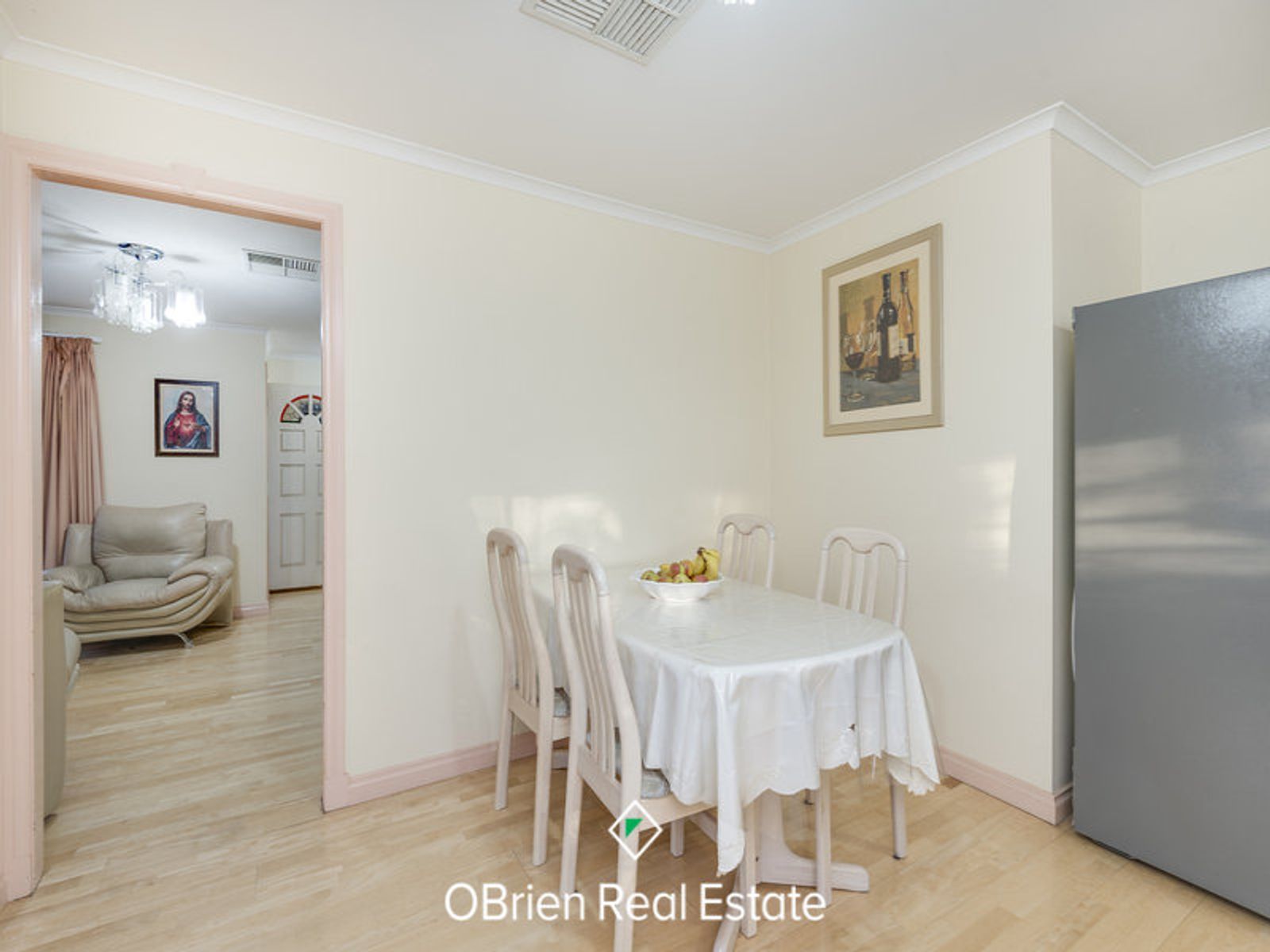 14 Axedale Crescent, Endeavour Hills, VIC 3802, Endeavour Hills - Thumbnail 5