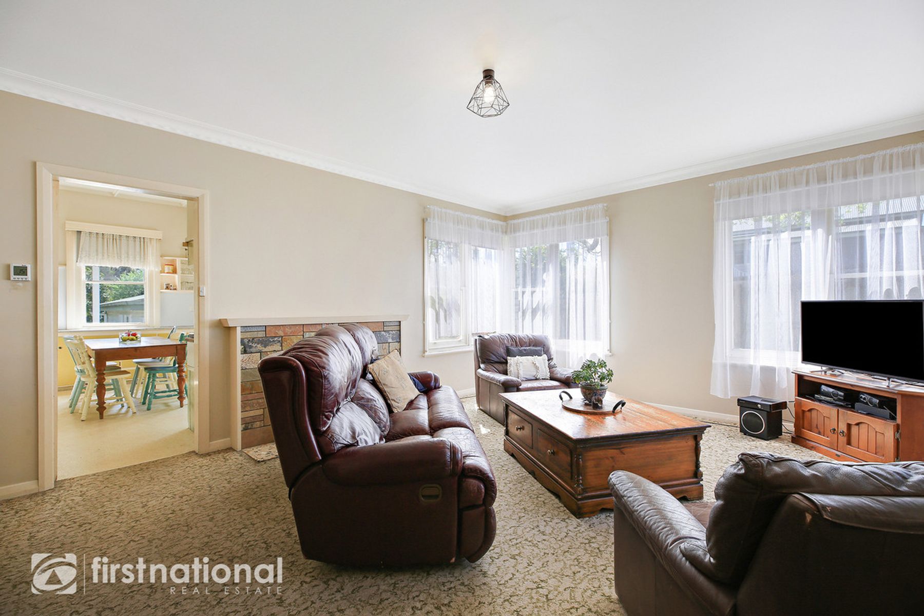 17 Hallyburton Grove, Warragul, VIC 3820, Warragul - Thumbnail 4