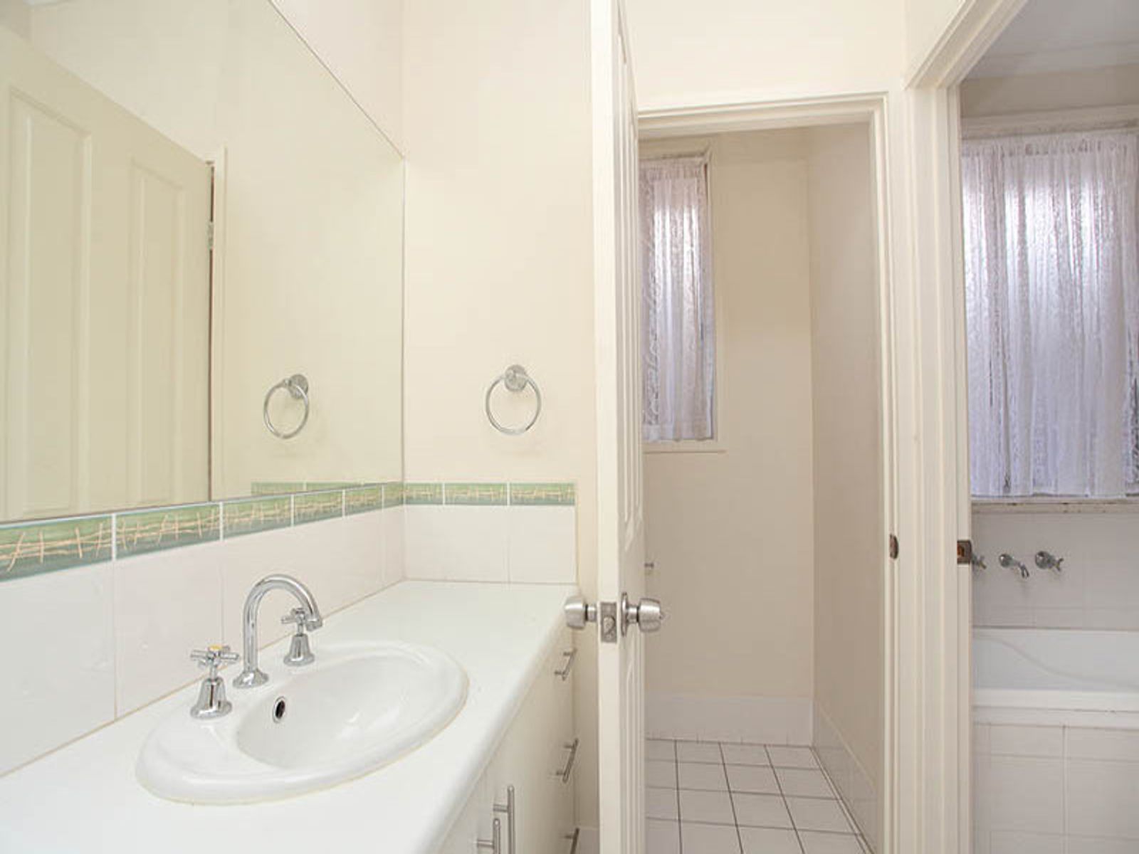 10 Grenada Court, Mawson Lakes, SA 5095, Mawson Lakes - Thumbnail 6
