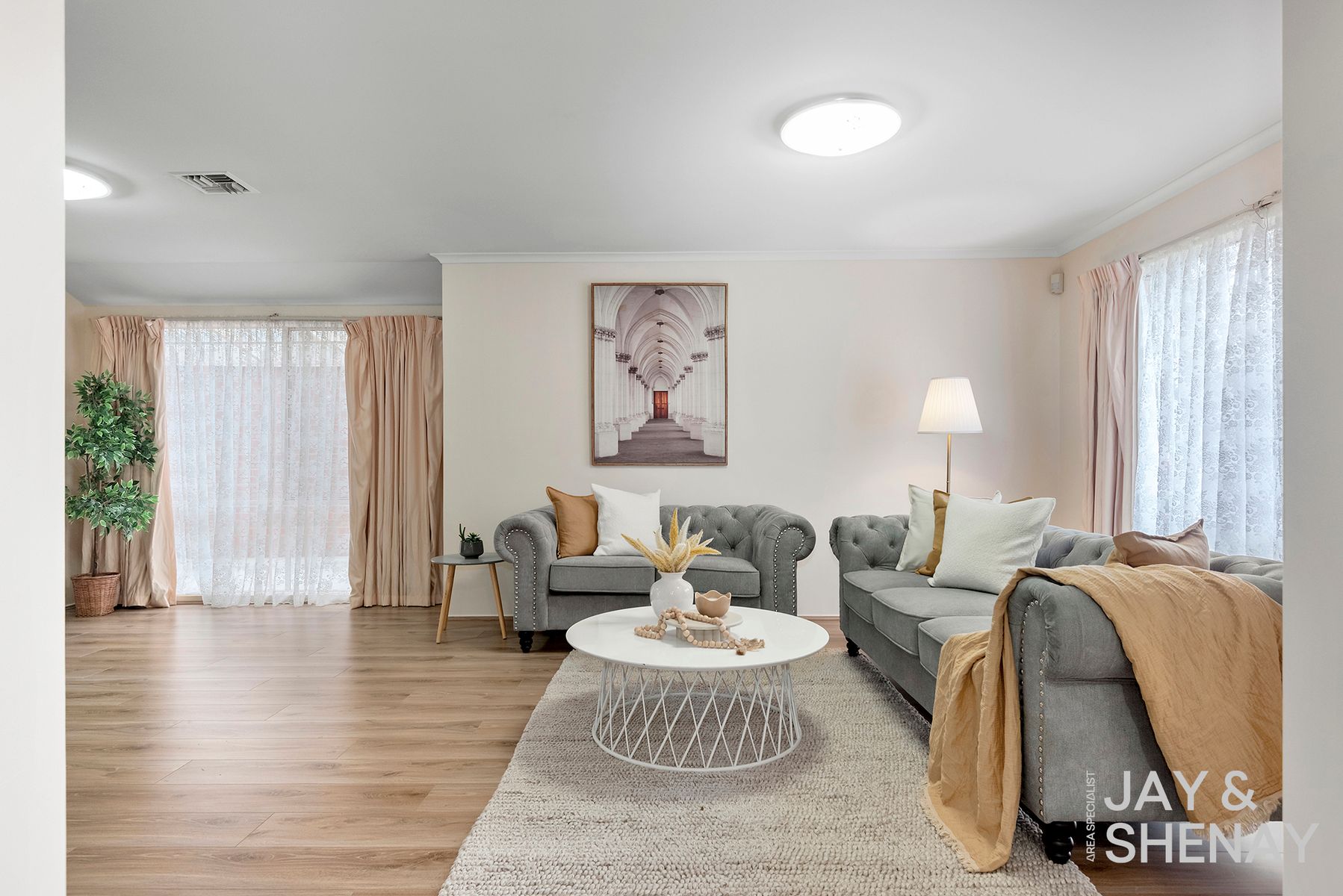 29 Barnsley Drive, Endeavour Hills, Endeavour Hills - Thumbnail 2