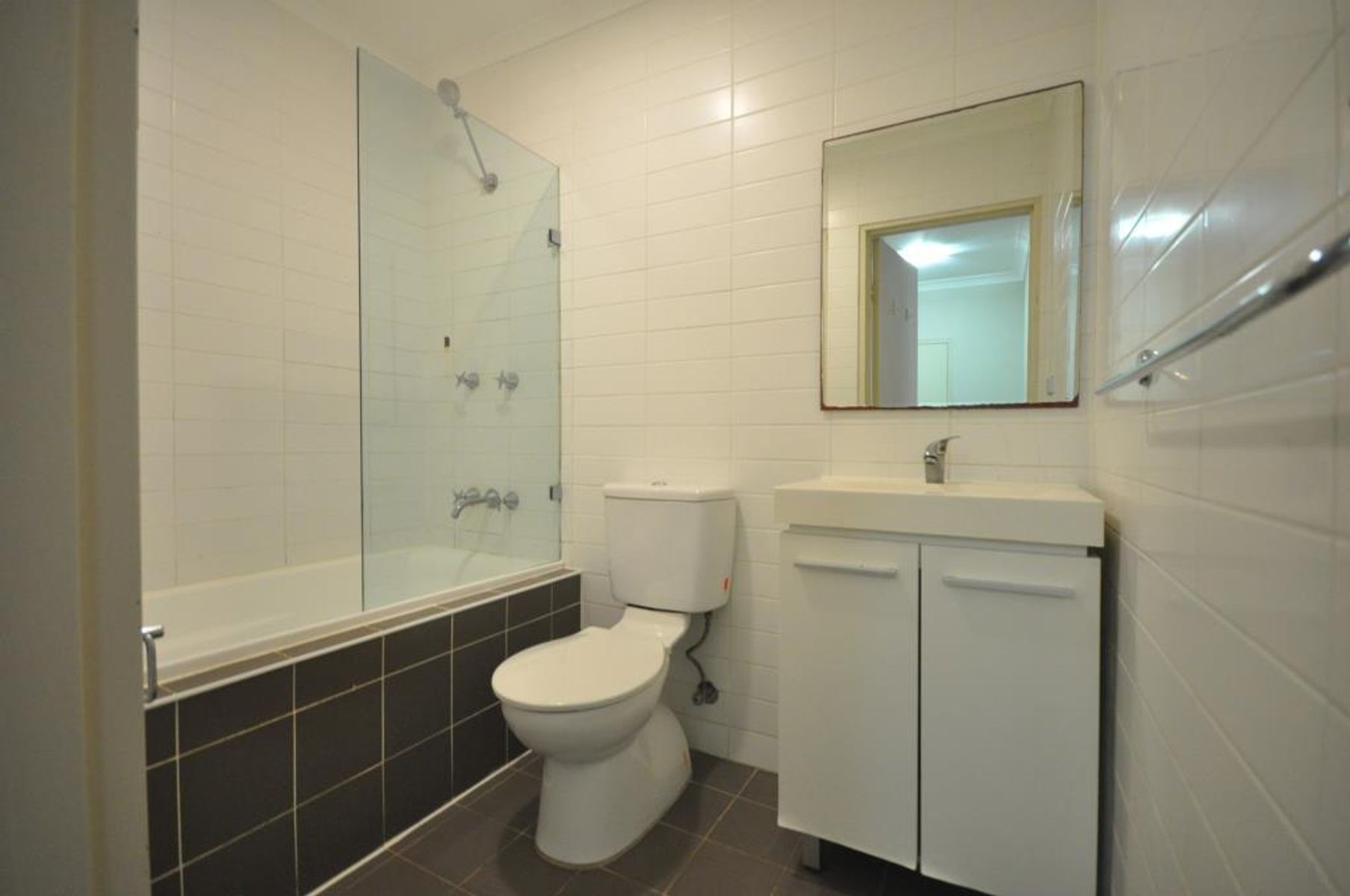 10/30-32 Lydbrook Street, Westmead NSW 2145, Westmead - Thumbnail 5