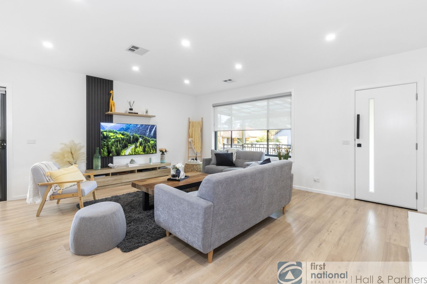 1/74 King George Parade, Dandenong VIC 3175, Dandenong - Thumbnail 3