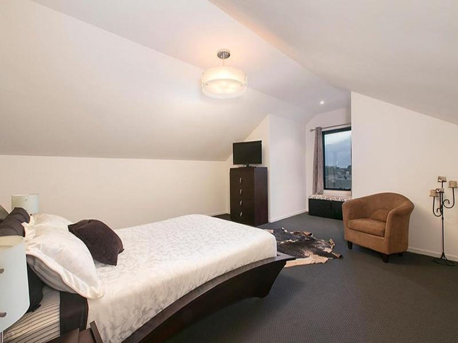 32 Newton Street, Kensington - Thumbnail 8