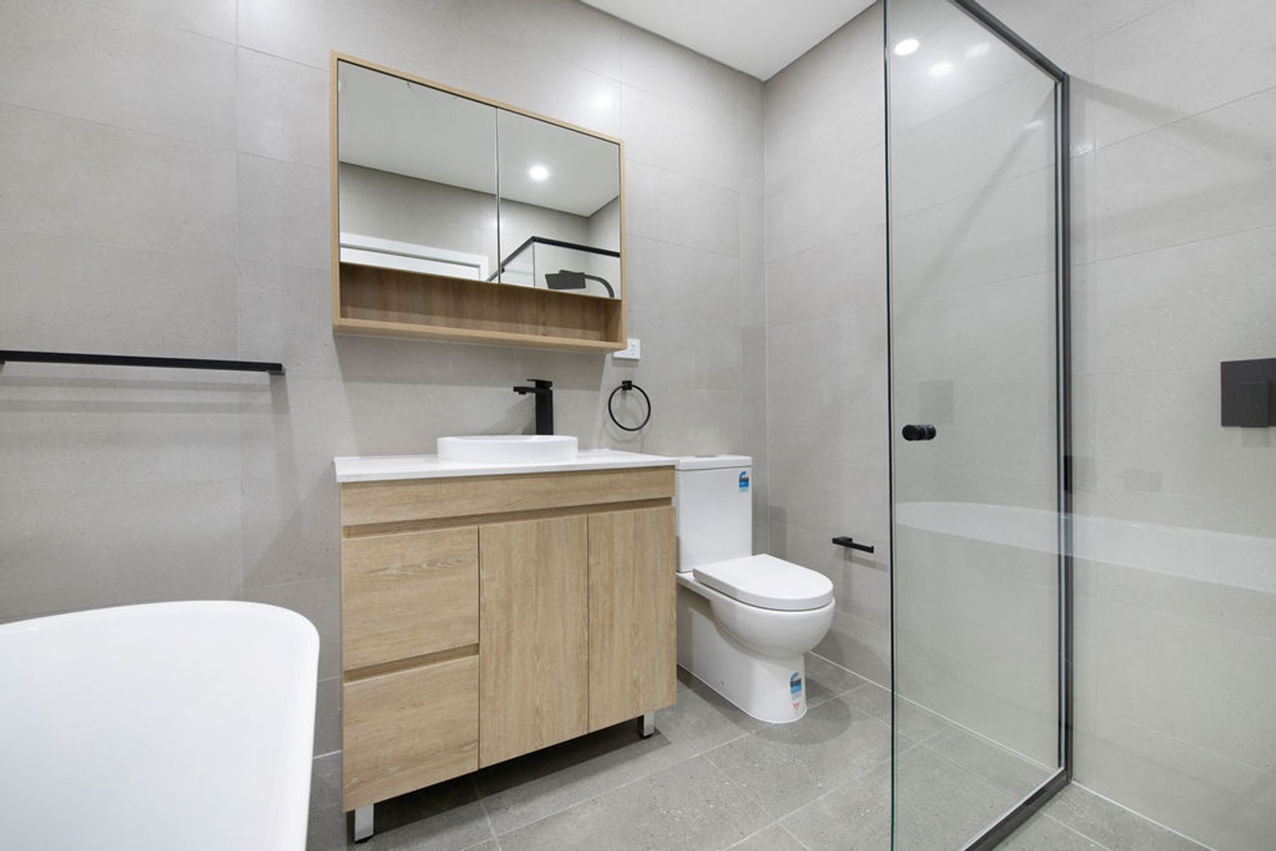 2/50 Forrest Road, East Hills NSW 2213, East Hills - Thumbnail 3