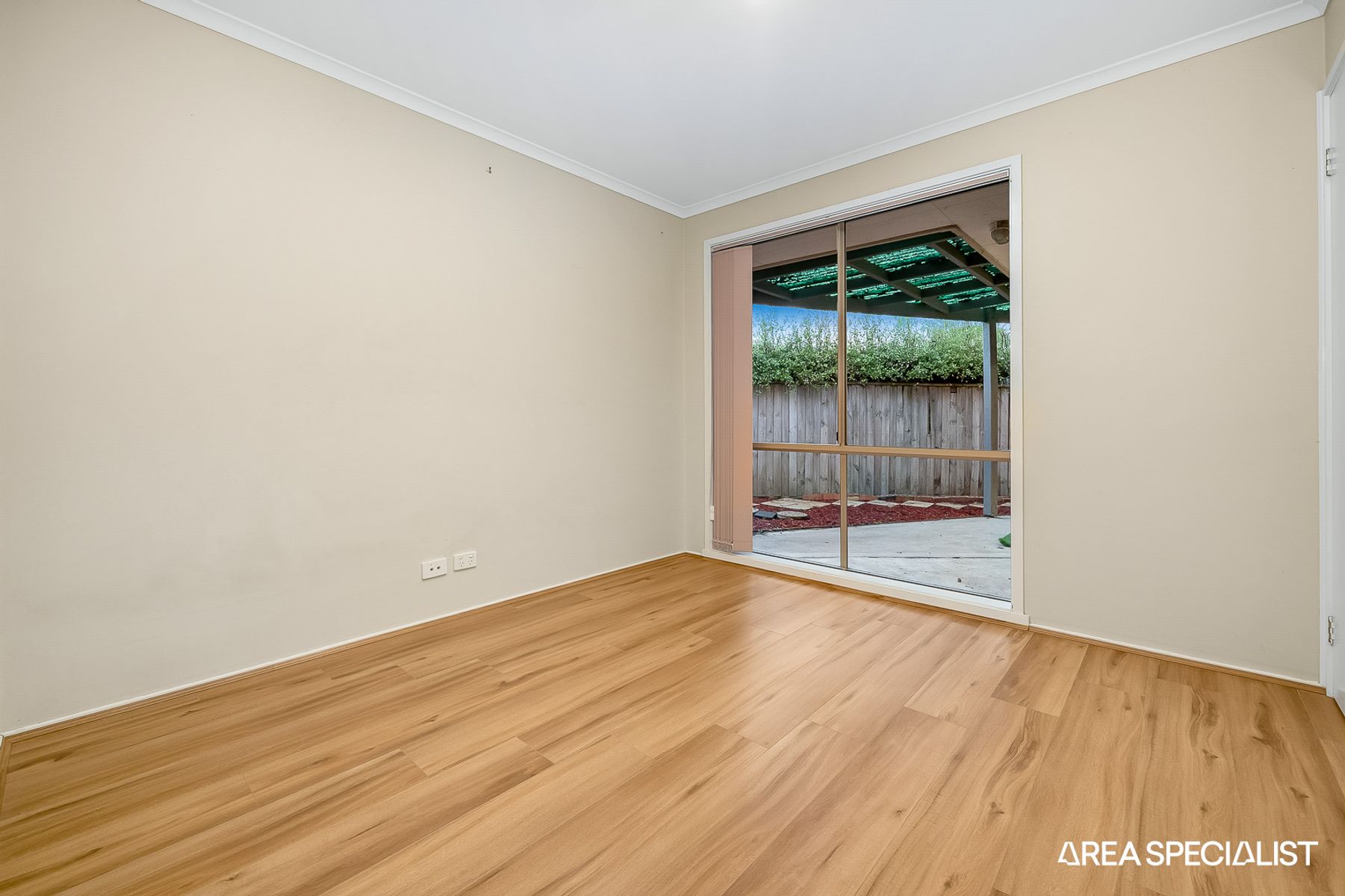 10 Armadale Drive, Narre Warren, VIC 3805, Narre Warren - Thumbnail 2