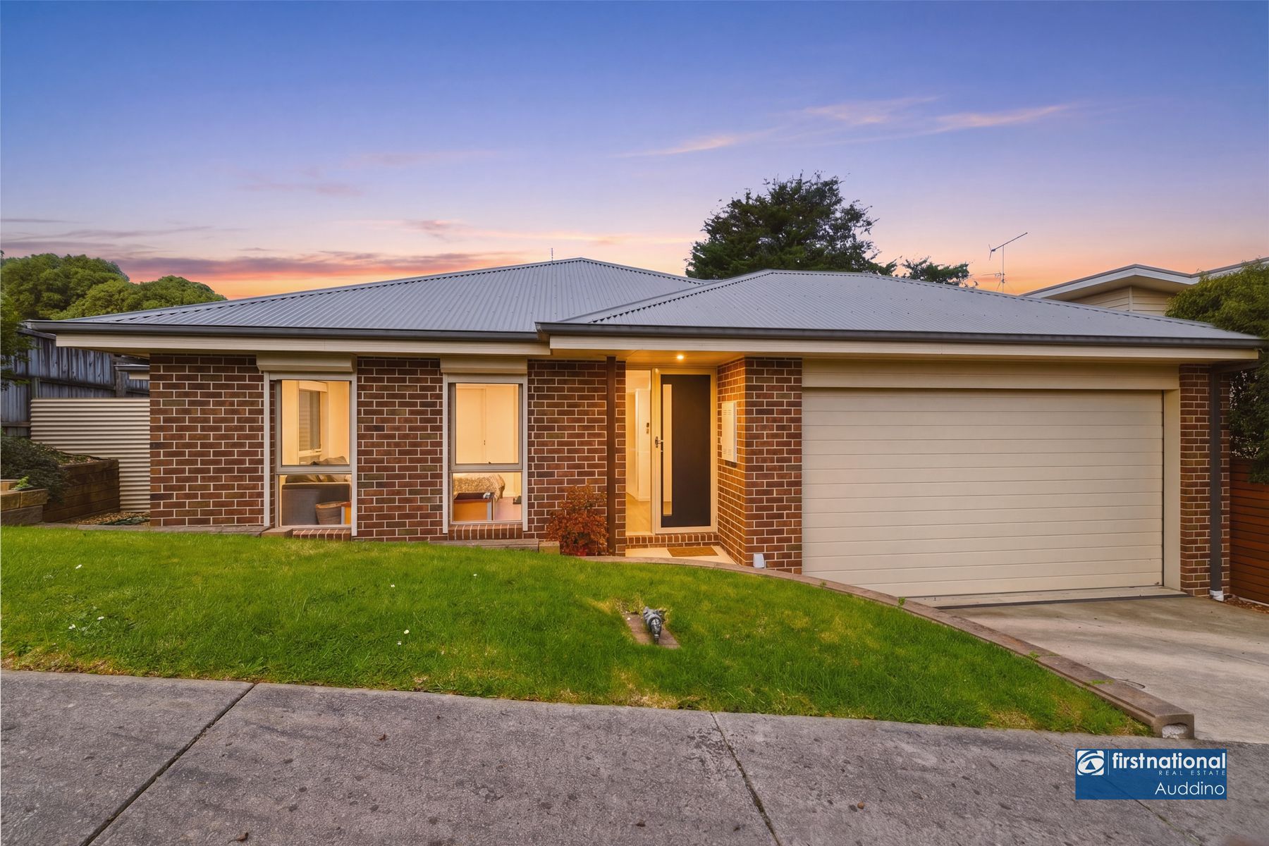 10 Sunset Close, Korumburra VIC 3950, Korumburra - Image 1