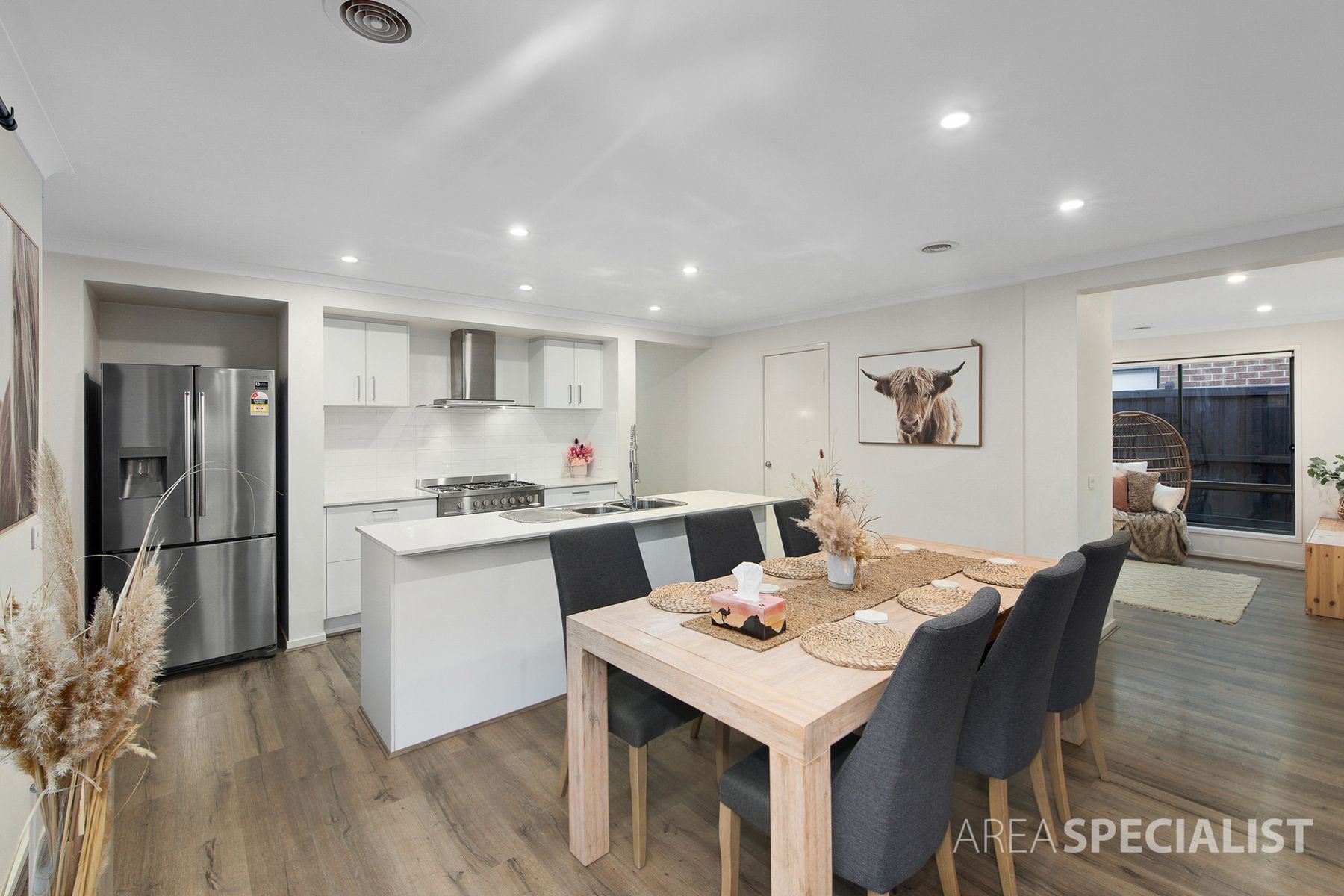 87 Castillo Avenue, Clyde North, VIC 3978, Clyde North - Thumbnail 6