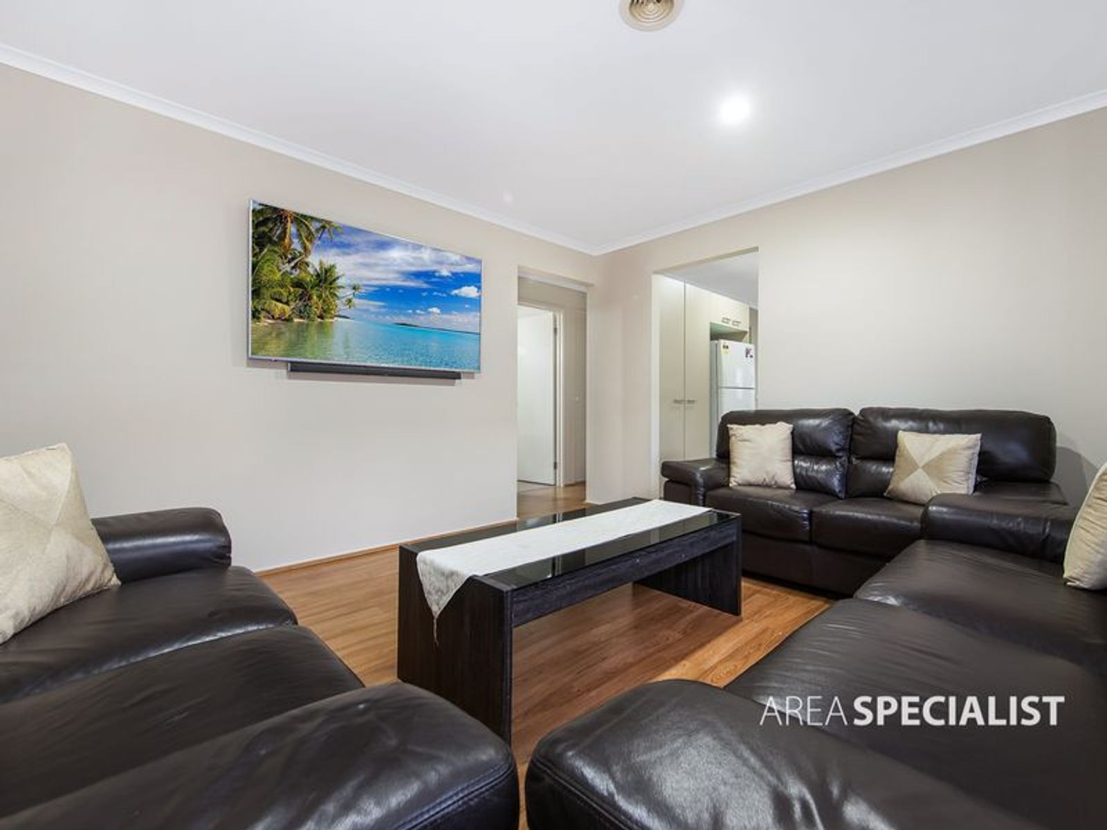 13 Tyndall Street, Cranbourne East, VIC 3977, Cranbourne East - Thumbnail 2