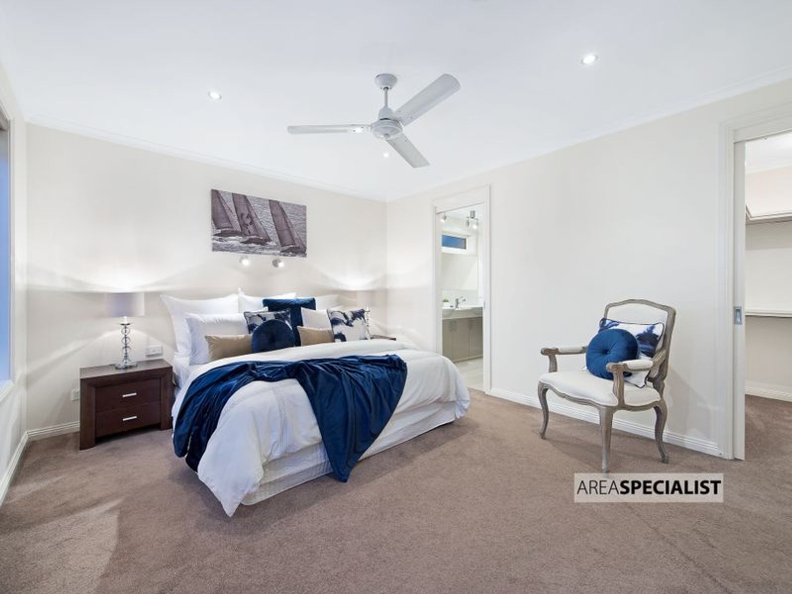 40 Ebony Street, Cranbourne, VIC 3977, Cranbourne - Thumbnail 2