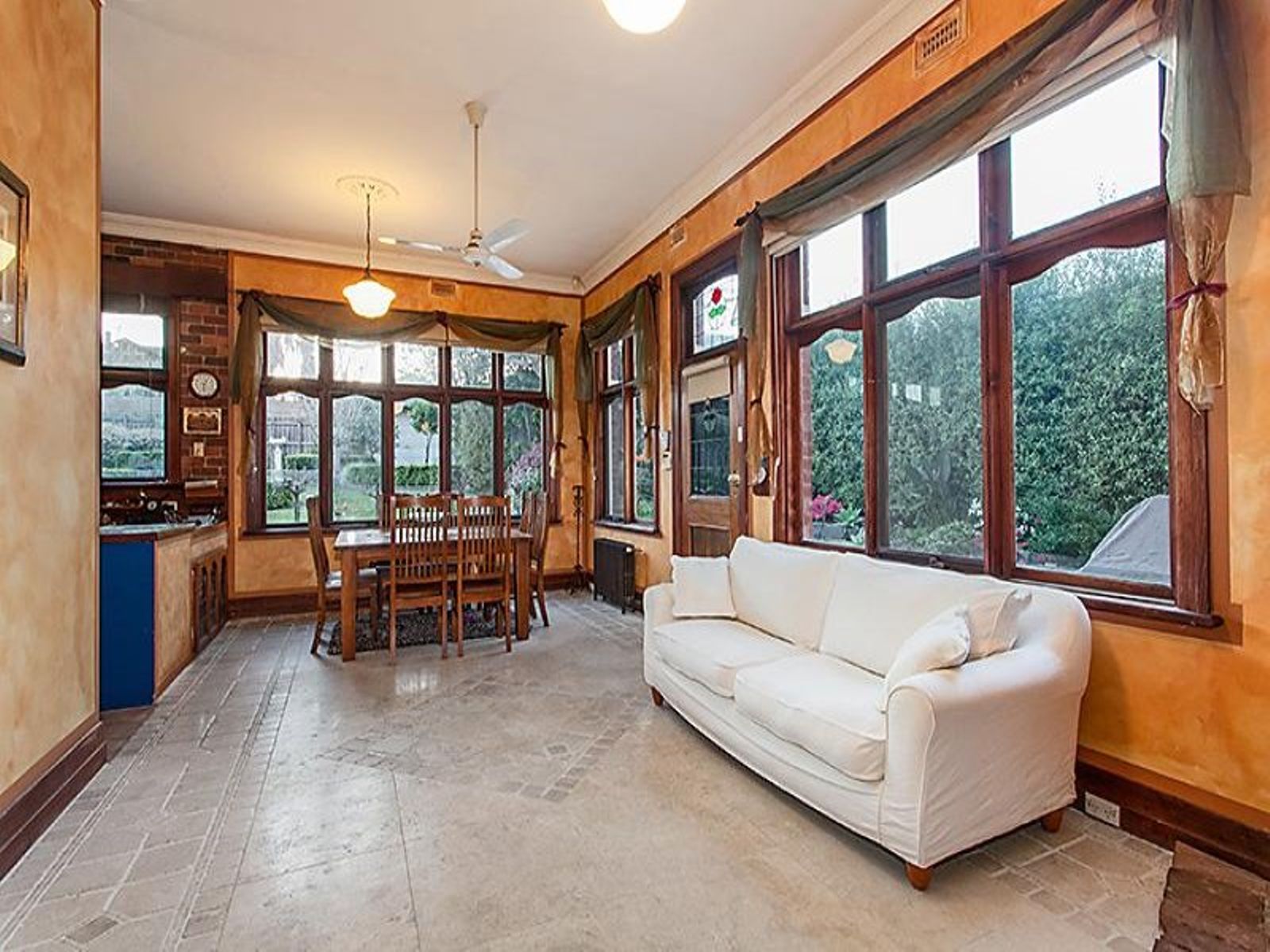 73 Lincoln Road, Essendon - Thumbnail 6