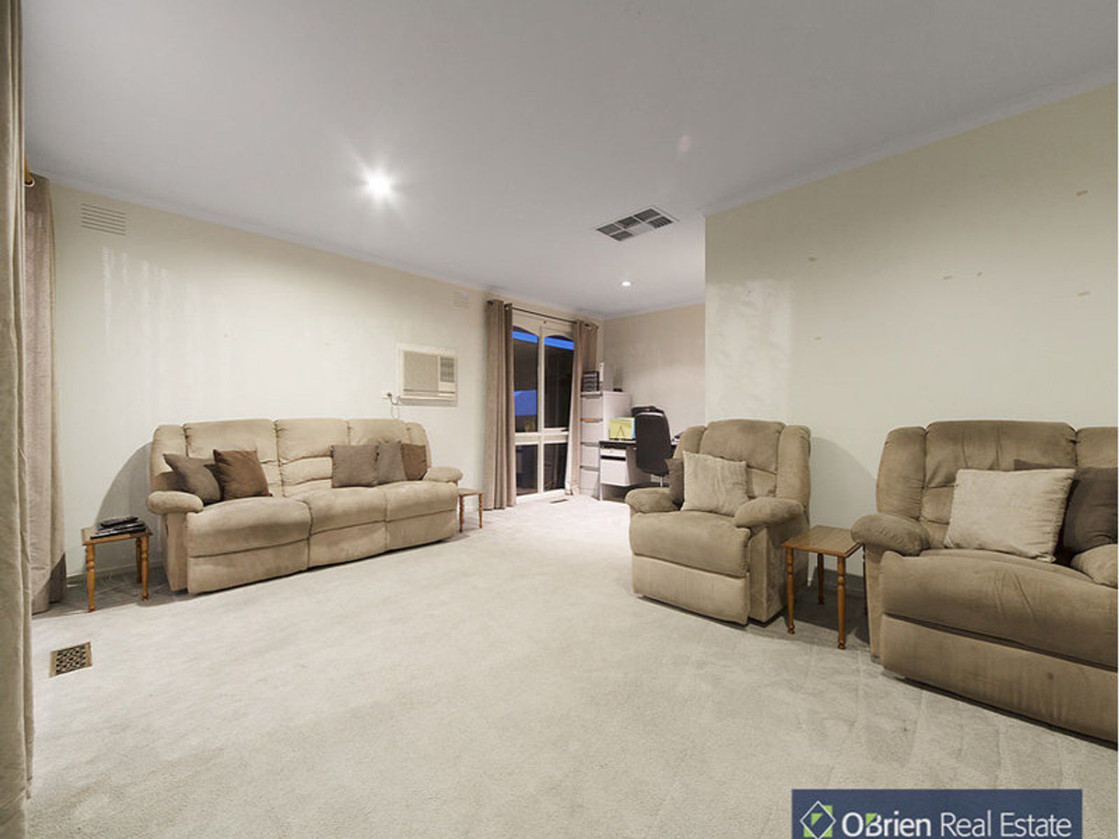 21 Matthew Flinders Avenue, Endeavour Hills, VIC 3802, Endeavour Hills - Thumbnail 3