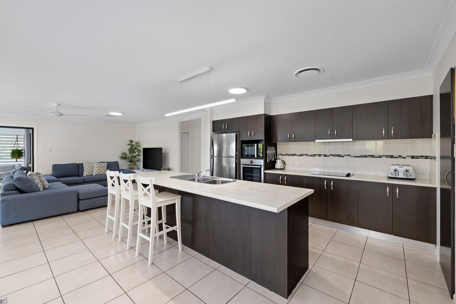68 Ebony Crescent, Redland Bay QLD 4165, Redland Bay - Thumbnail 7