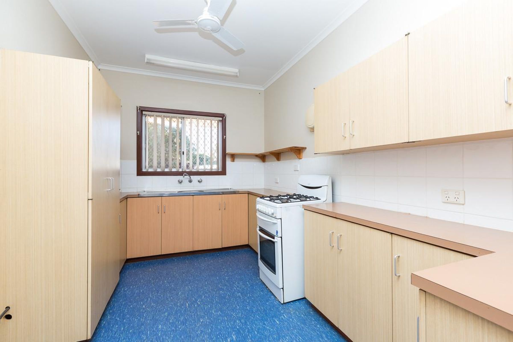 7 Egret Crescent, South Hedland WA 6722, South Hedland - Thumbnail 2