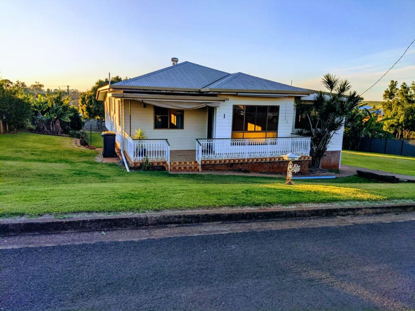 1 Queen Street, Childers QLD 4660