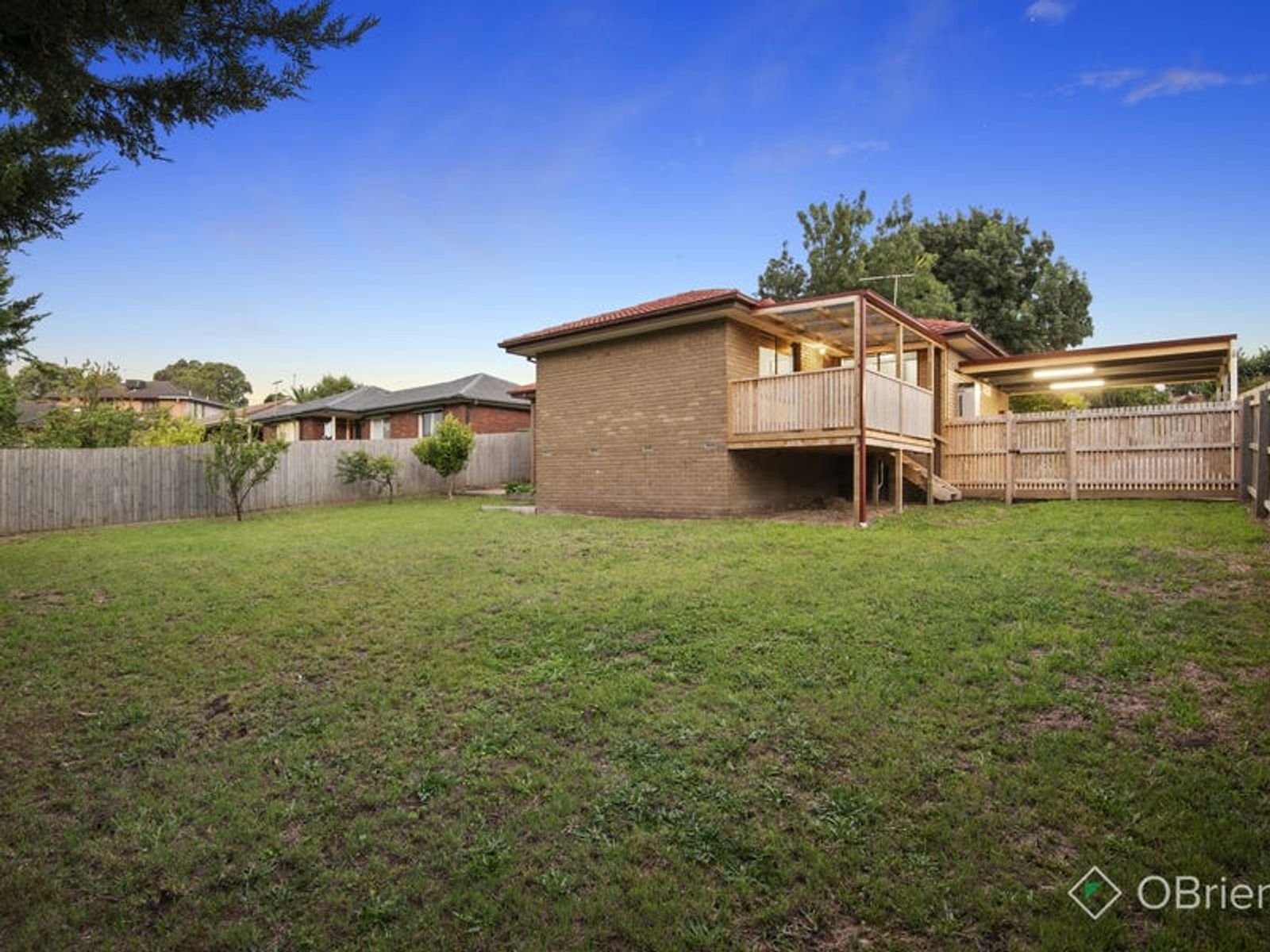 11 Sydney Parkinson Avenue, Endeavour Hills, VIC 3802, Endeavour Hills - Thumbnail 8