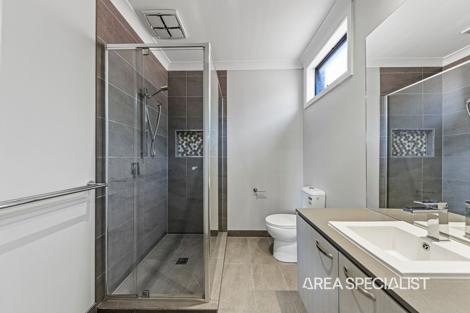 15 Clara Drive, Officer, VIC 3809, Officer - Thumbnail 7