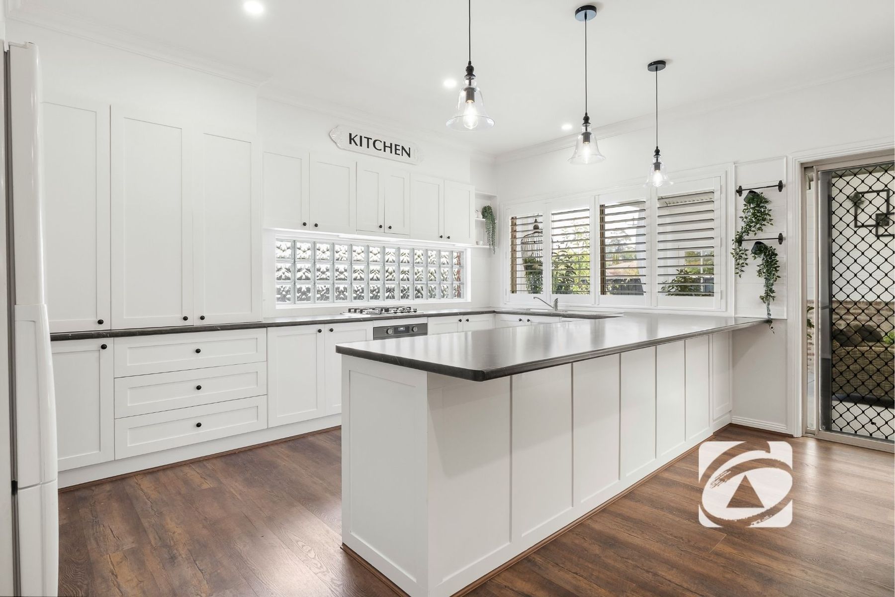 34 Windermere Boulevard, Pakenham VIC 3810, Pakenham - Thumbnail 4