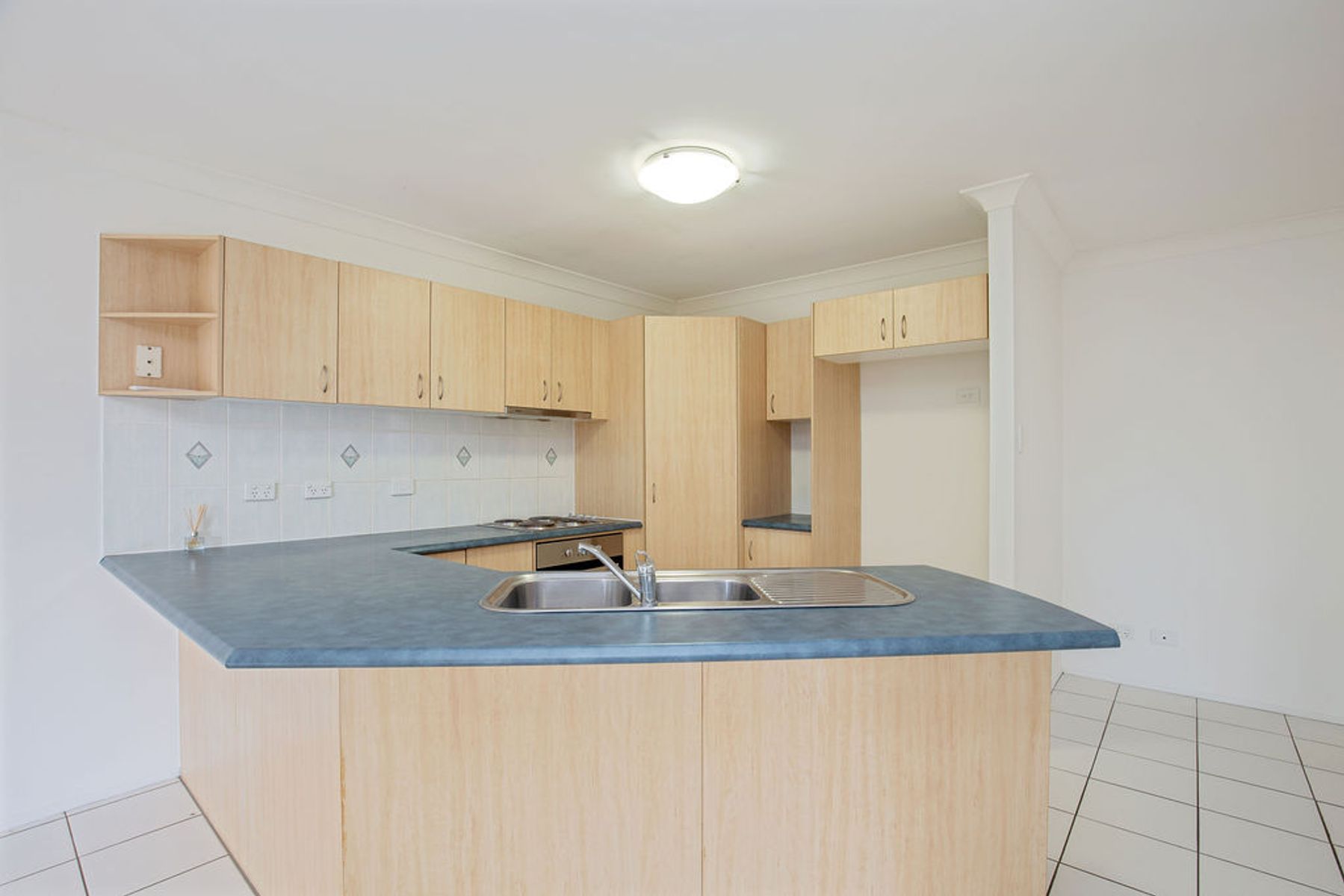 2/6 Kumnick Street, Upper Coomera, QLD 4209, Upper Coomera - Thumbnail 2