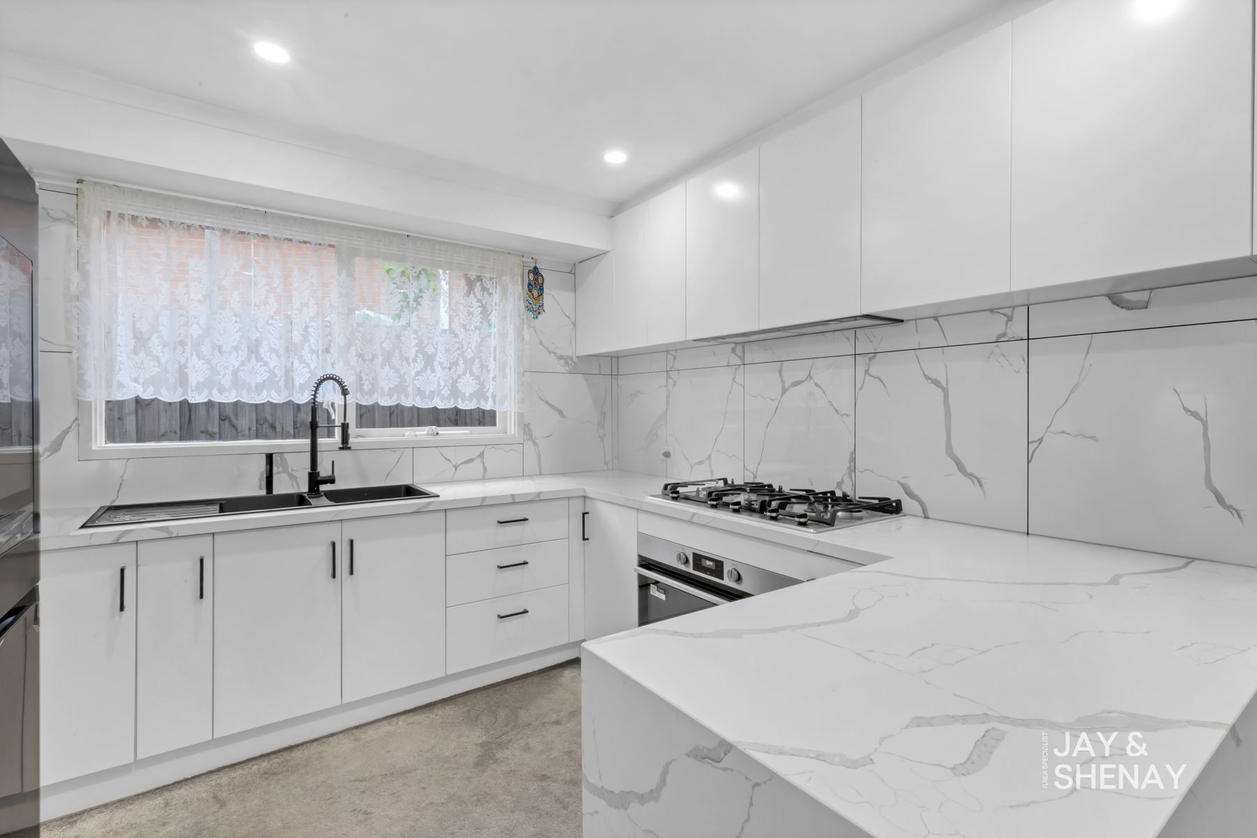 10 Glencaple Court, Endeavour Hills, VIC 3802, Endeavour Hills - Thumbnail 2