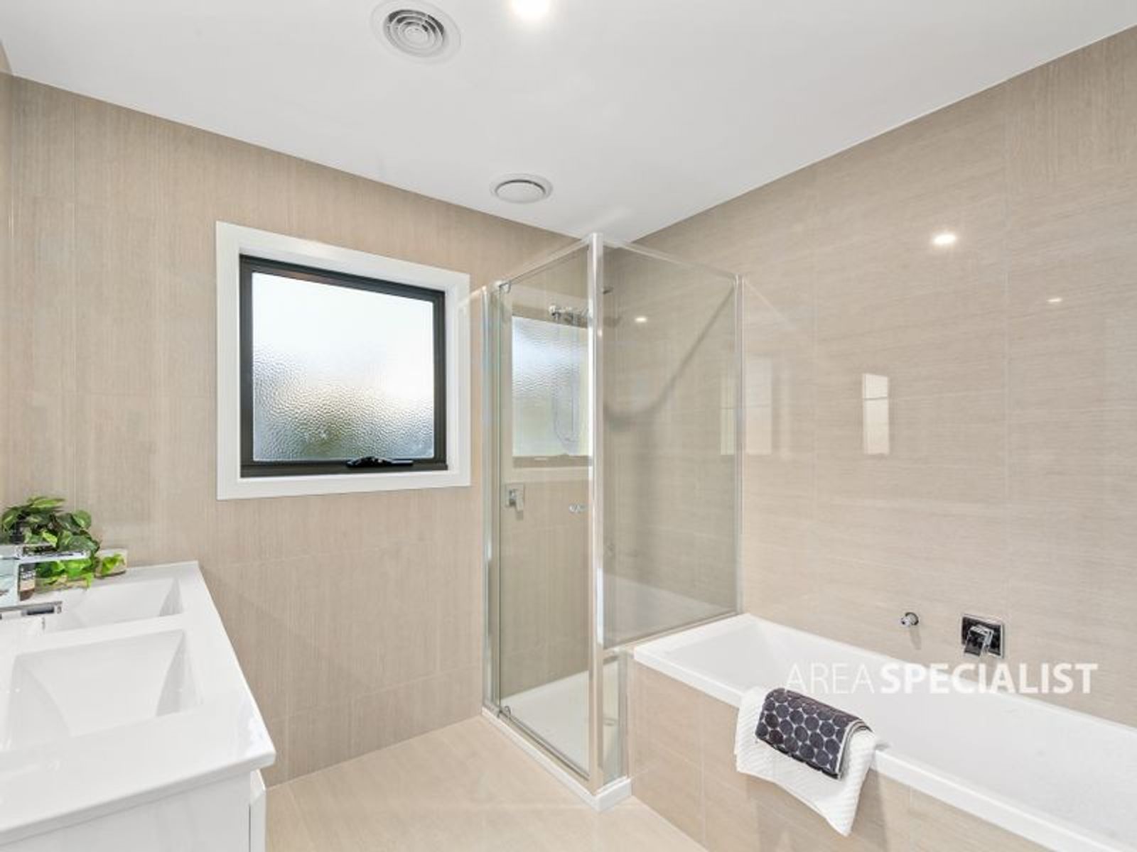 1/4 Gardiner Avenue, Dandenong North, VIC 3175, Dandenong North - Thumbnail 8