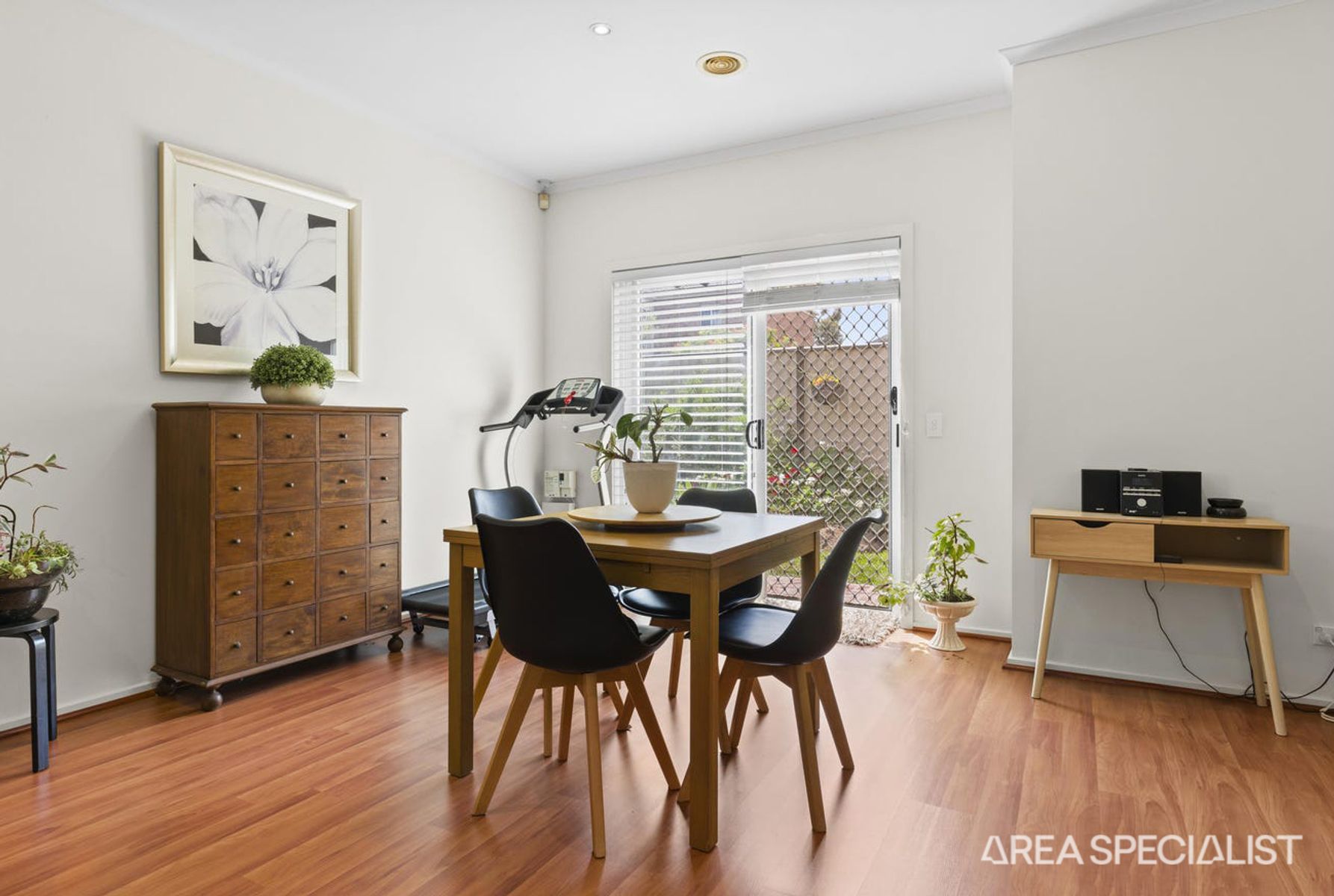 10/51-55 Tullidge Street, Melton, Melton - Thumbnail 5