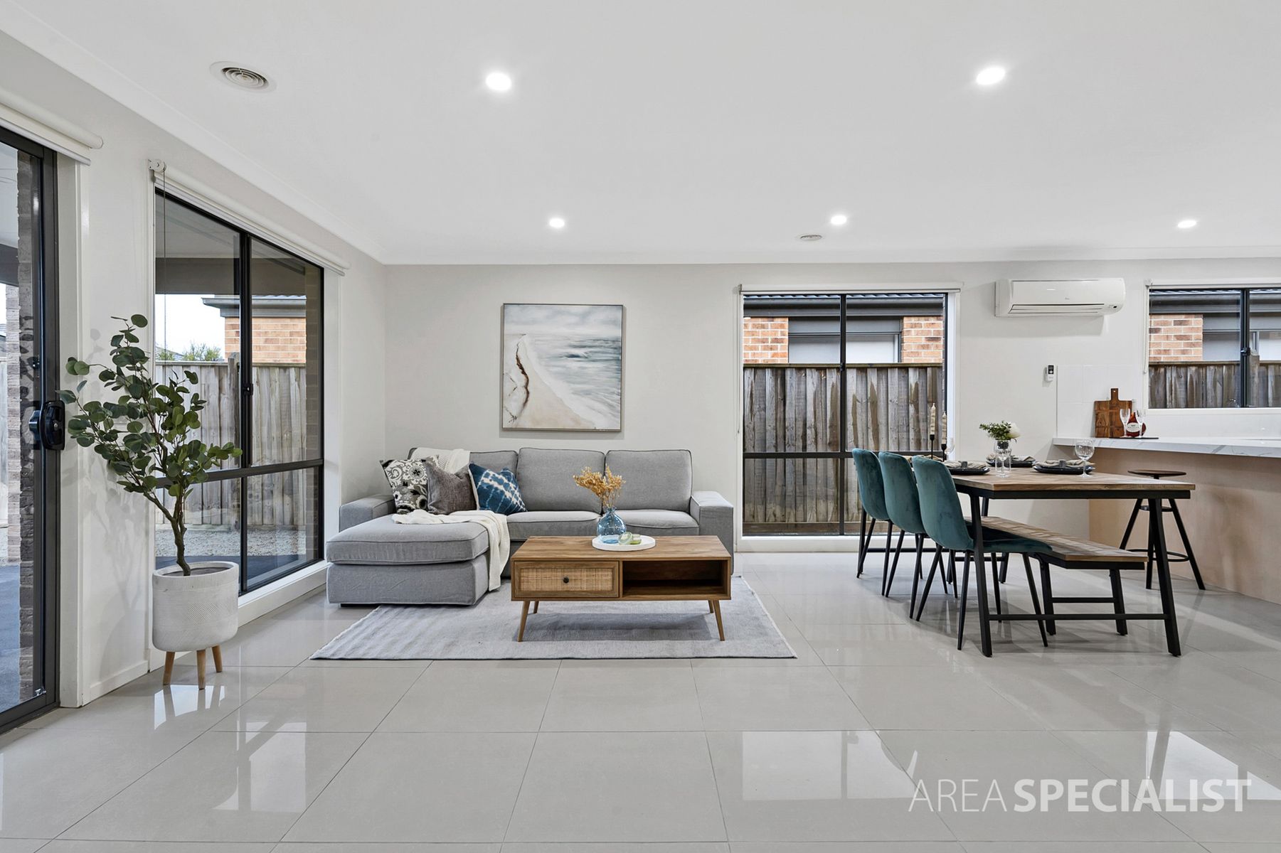 120 William Thwaites Boulevard, Cranbourne North, VIC 3977, Cranbourne North - Thumbnail 5