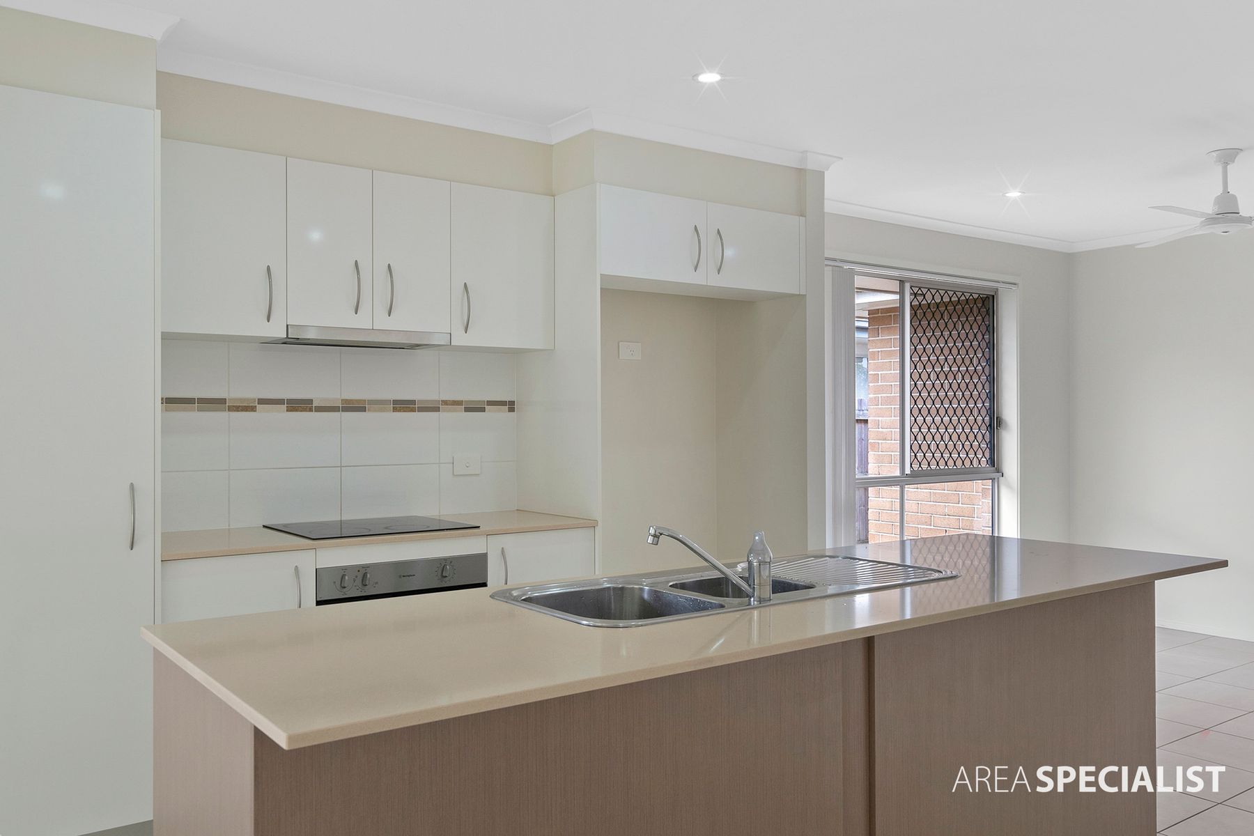 11 Lakeside Crescent, Ningi, QLD 4511, Ningi - Thumbnail 6