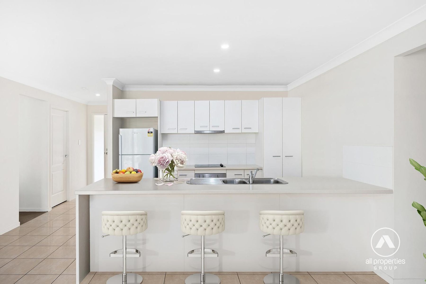18 Alpine Court, Cranley QLD 4350, Cranley - Thumbnail 2