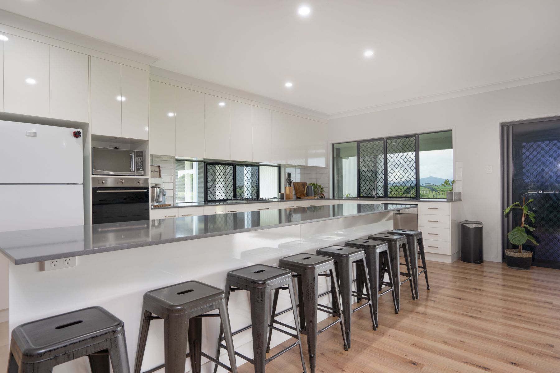370 Kinchant Dam Road, Kinchant Dam, QLD 4741, North Eton - Thumbnail 3