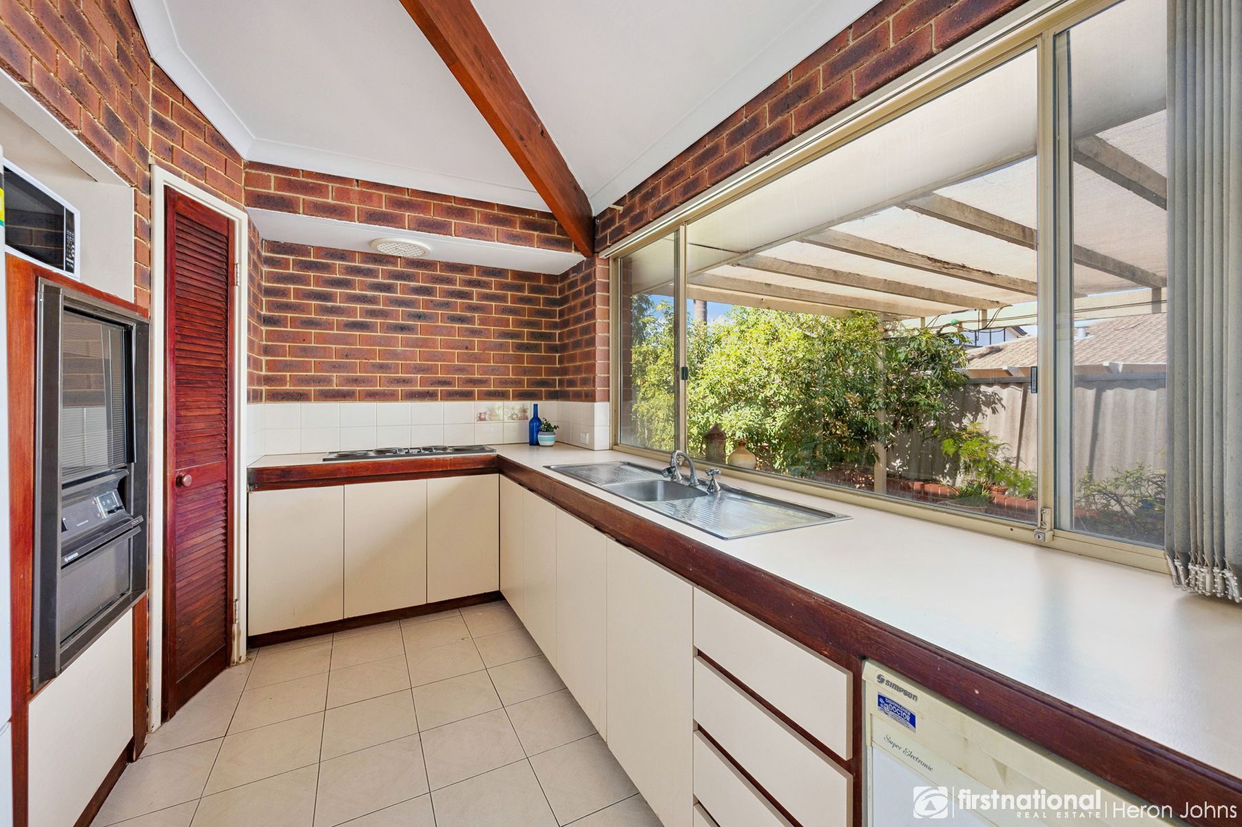 12 Sexton Court, Kardinya WA 6163, Kardinya - Thumbnail 8