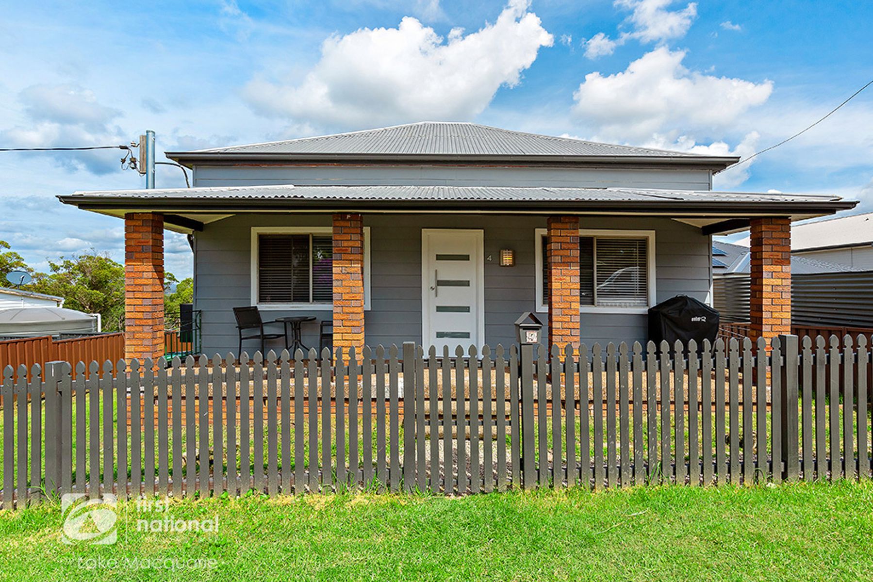 4 George Booth Drive, Seahampton, NSW 2286
