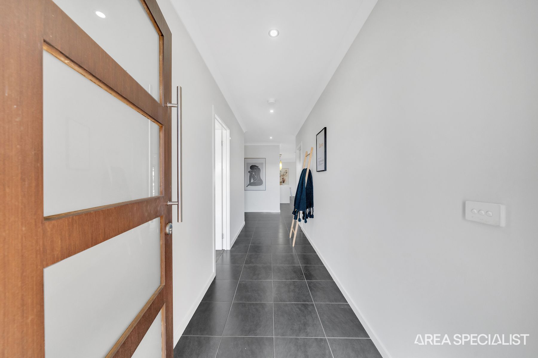 7 Blakewater Crescent, Weir Views, VIC 3338, Weir Views - Thumbnail 4