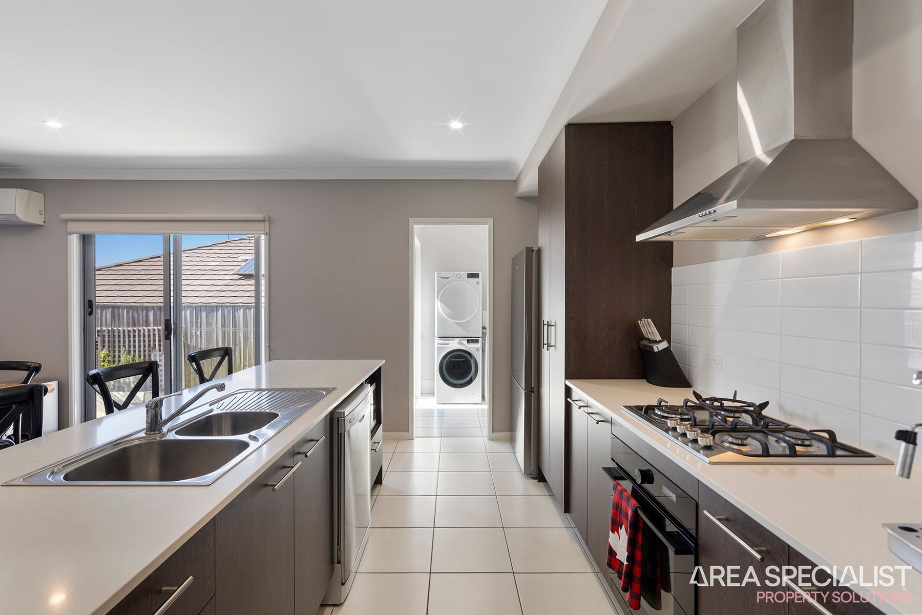 17 Collie Crescent, Ormeau Hills, QLD 4208, Ormeau Hills - Thumbnail 4