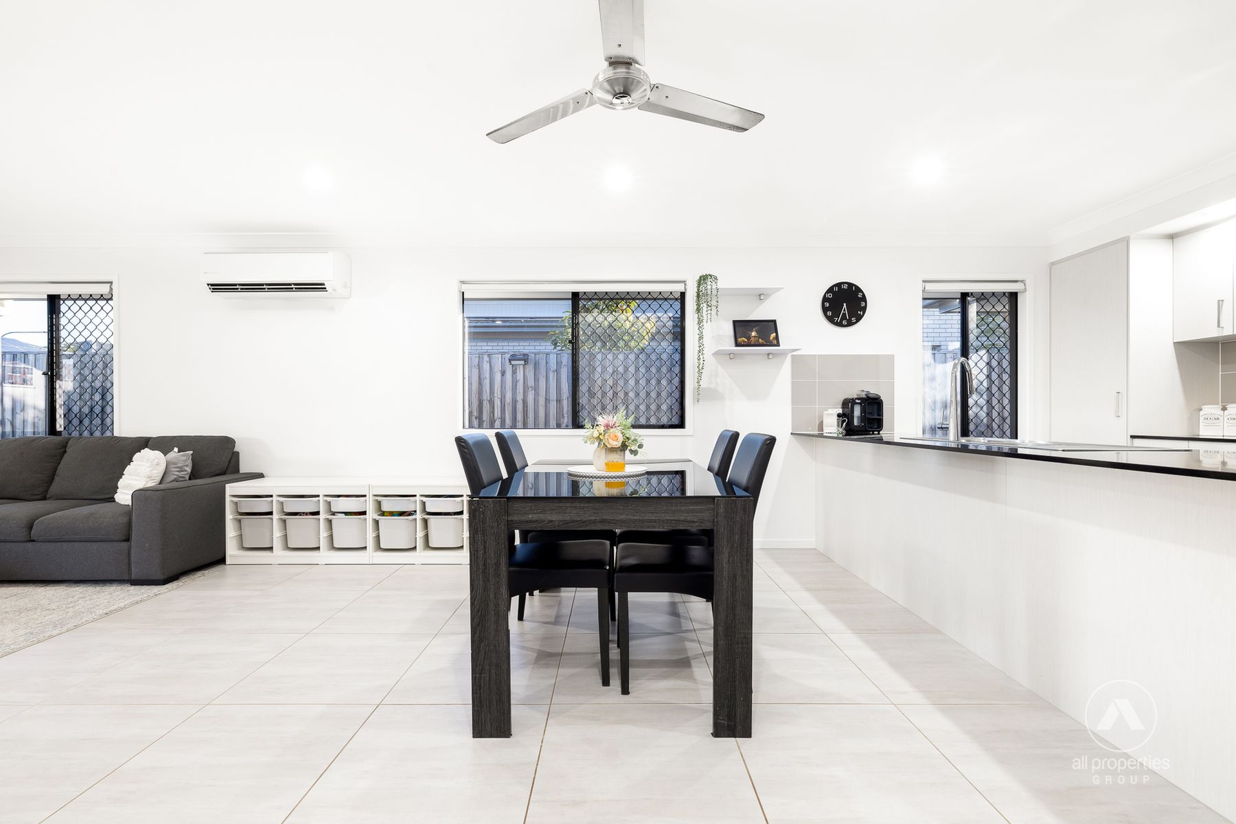 8 Notlob Court, Greenbank QLD 4124, Greenbank - Thumbnail 4