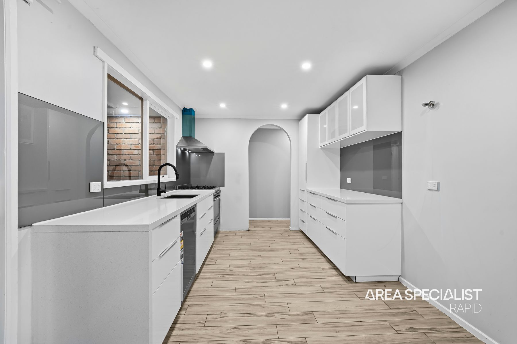 3 Emma Court, Hampton Park, VIC 3976, Hampton Park - Thumbnail 3