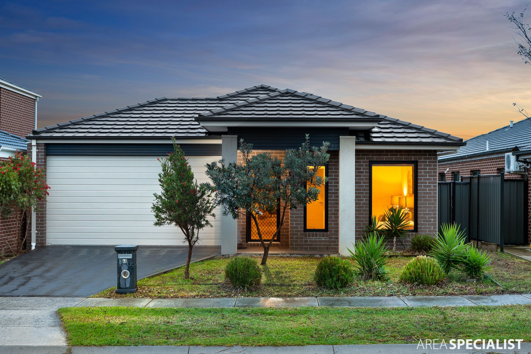 40 Terrene Terrace, Point Cook, VIC 3030, Point Cook - Thumbnail 2