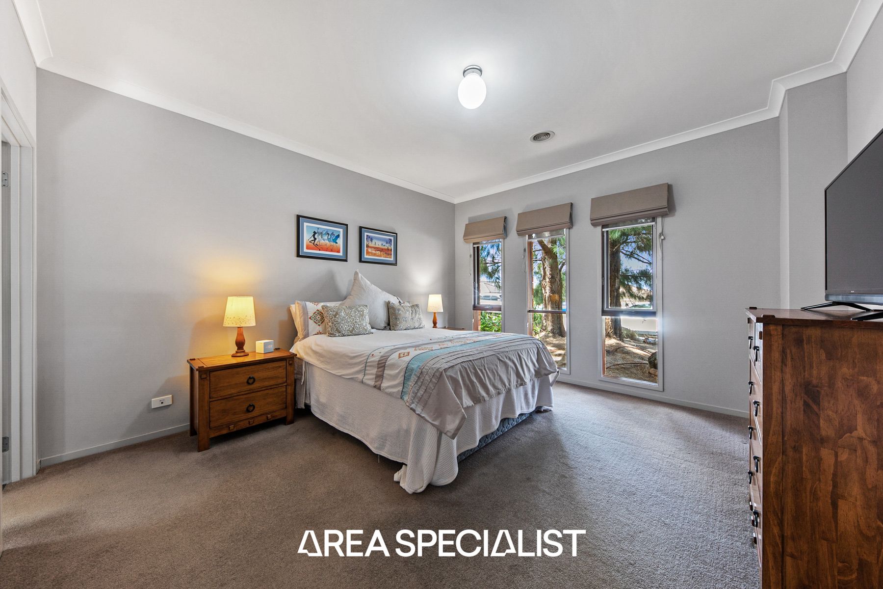 18 Manna Gum Drive, Pakenham, VIC 3810, Pakenham - Thumbnail 4