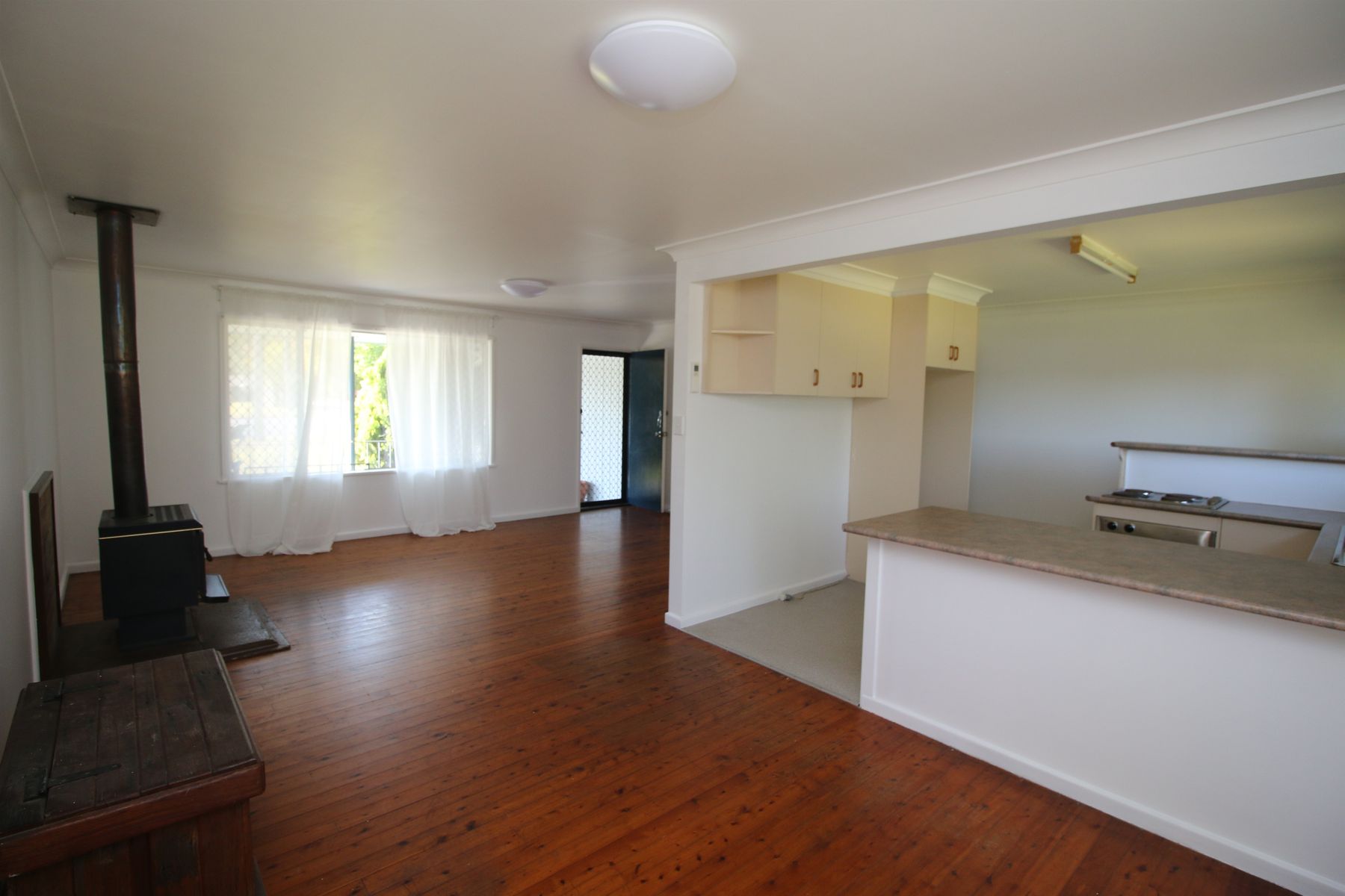 78 Logan Street, Tenterfield NSW 2372, Tenterfield - Thumbnail 5