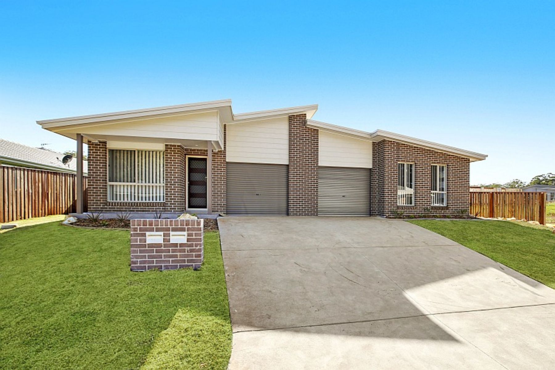 2/7 Ferrous Close, Port Macquarie NSW 2444, Port Macquarie - Thumbnail 2