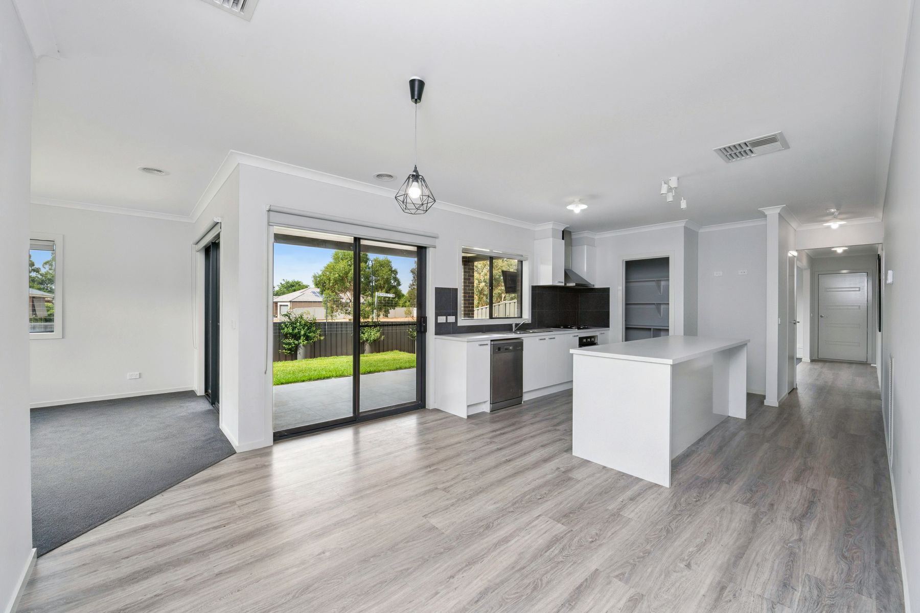 67 Athena Way, Strathfieldsaye, VIC 3551, Strathfieldsaye - Thumbnail 4