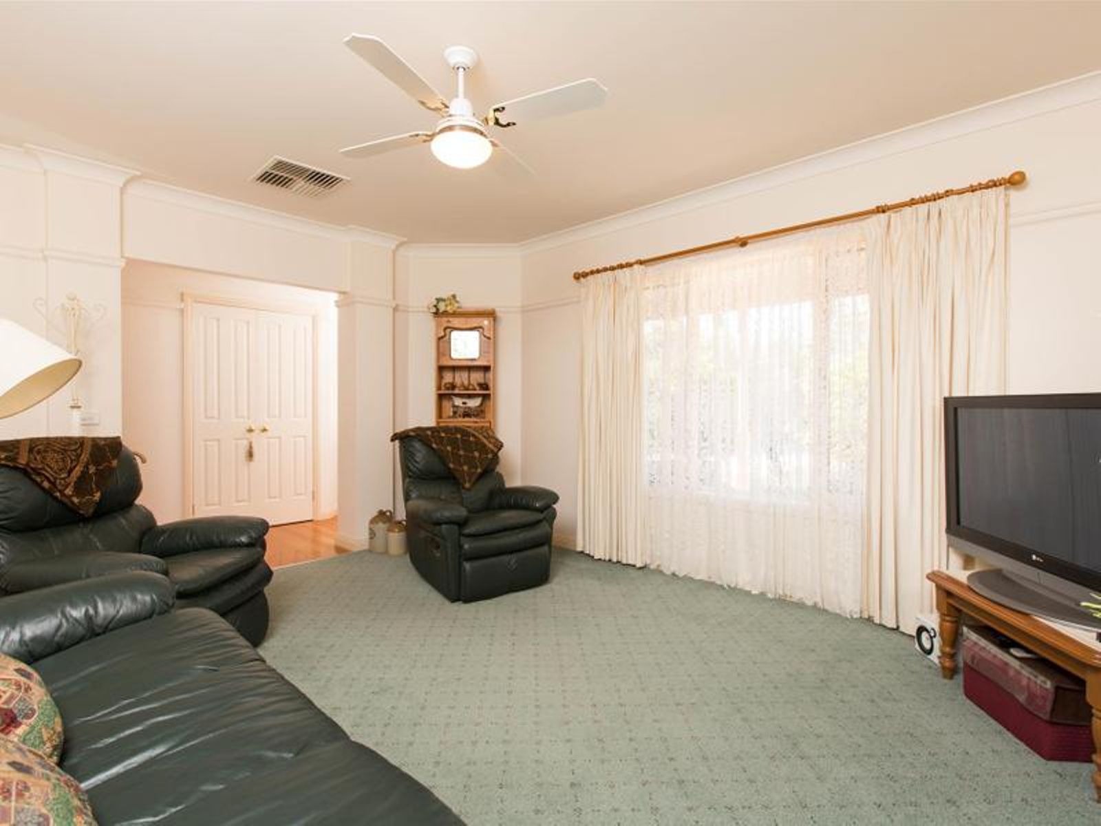 589 Sandilong Avenue, Irymple - Thumbnail 2