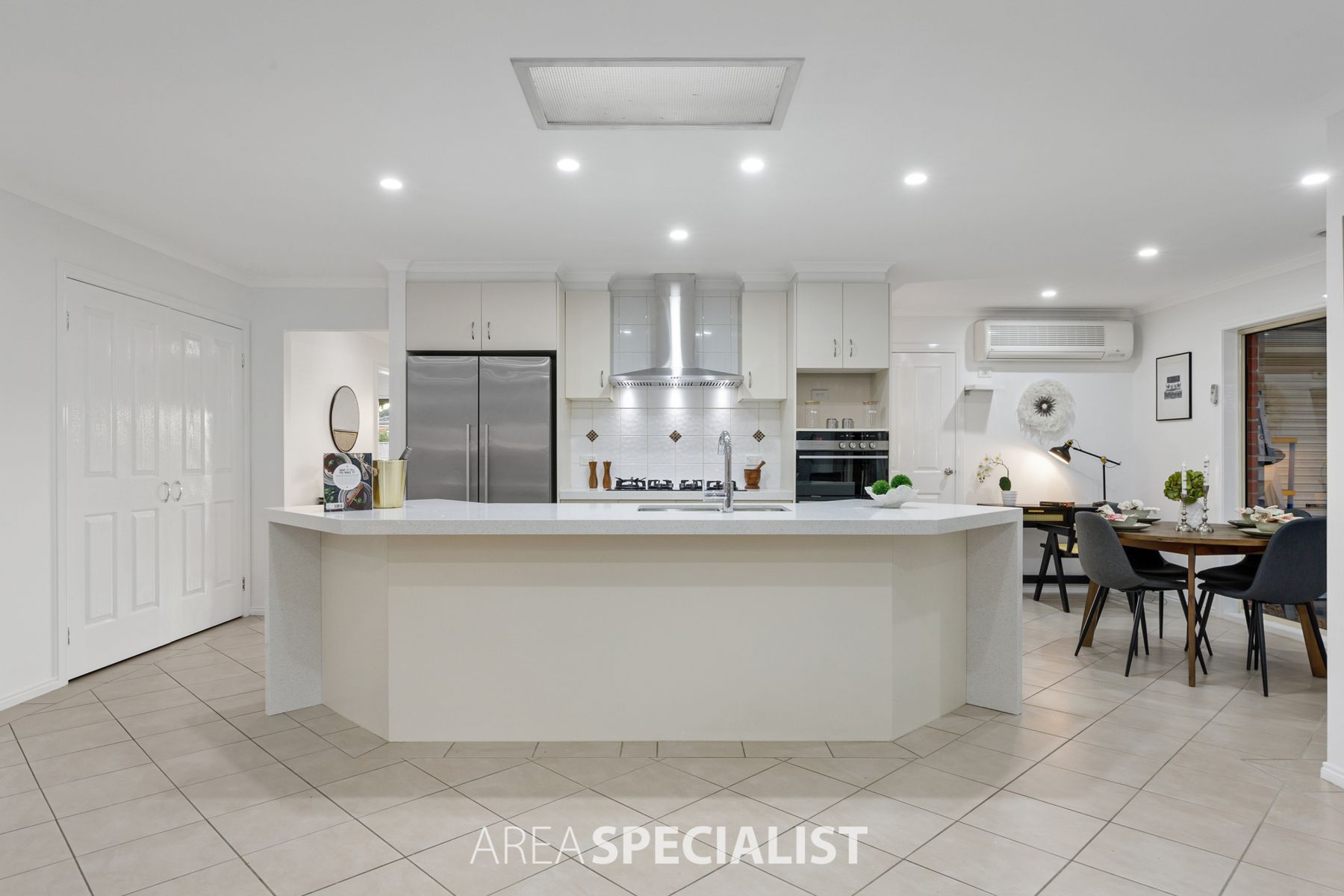 3 Flametree Circuit, Cranbourne, VIC 3977, Cranbourne - Thumbnail 5