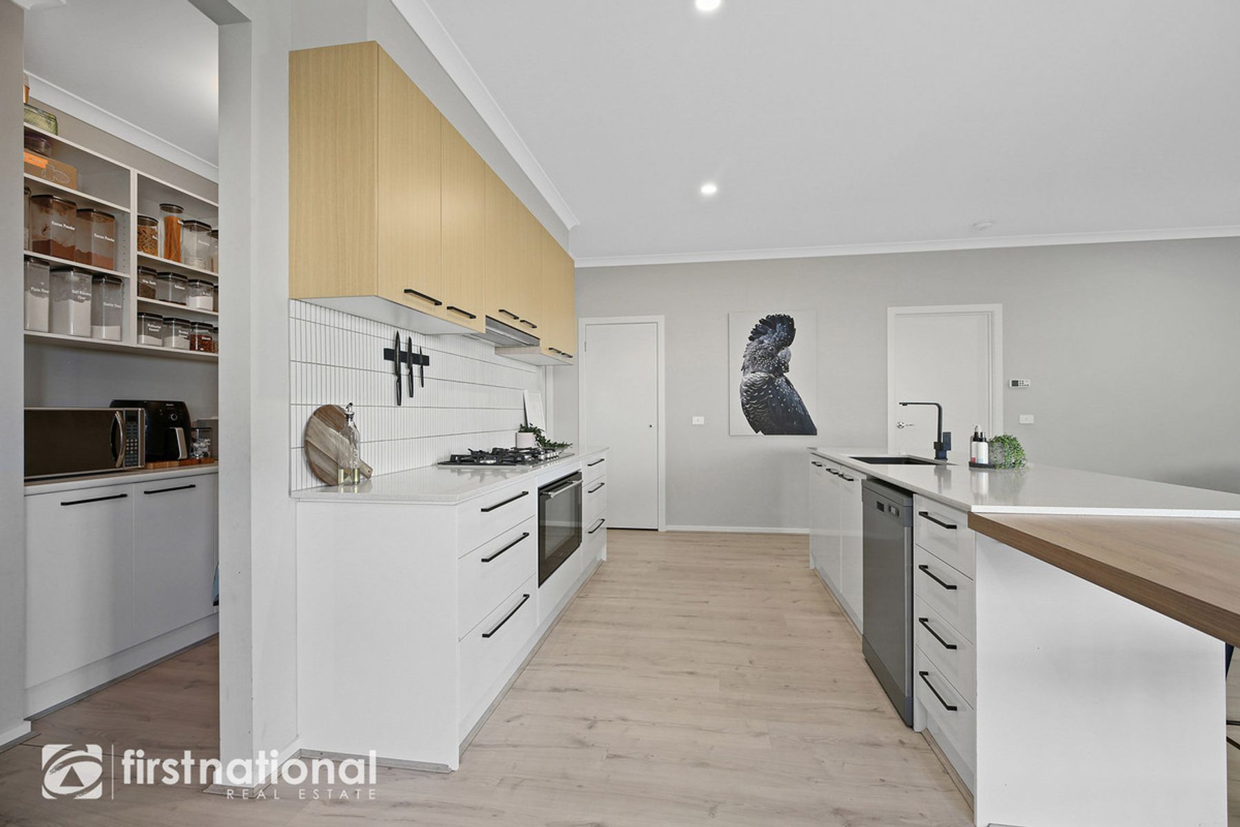 18 Denton Drive, Warragul, VIC 3820, Warragul - Thumbnail 3