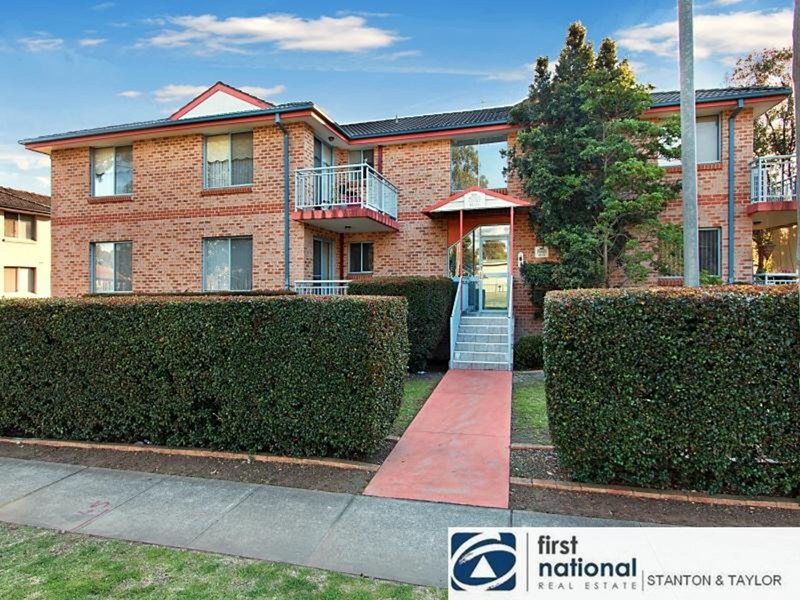 1/49-51 Kings Street, Penrith - Thumbnail 3